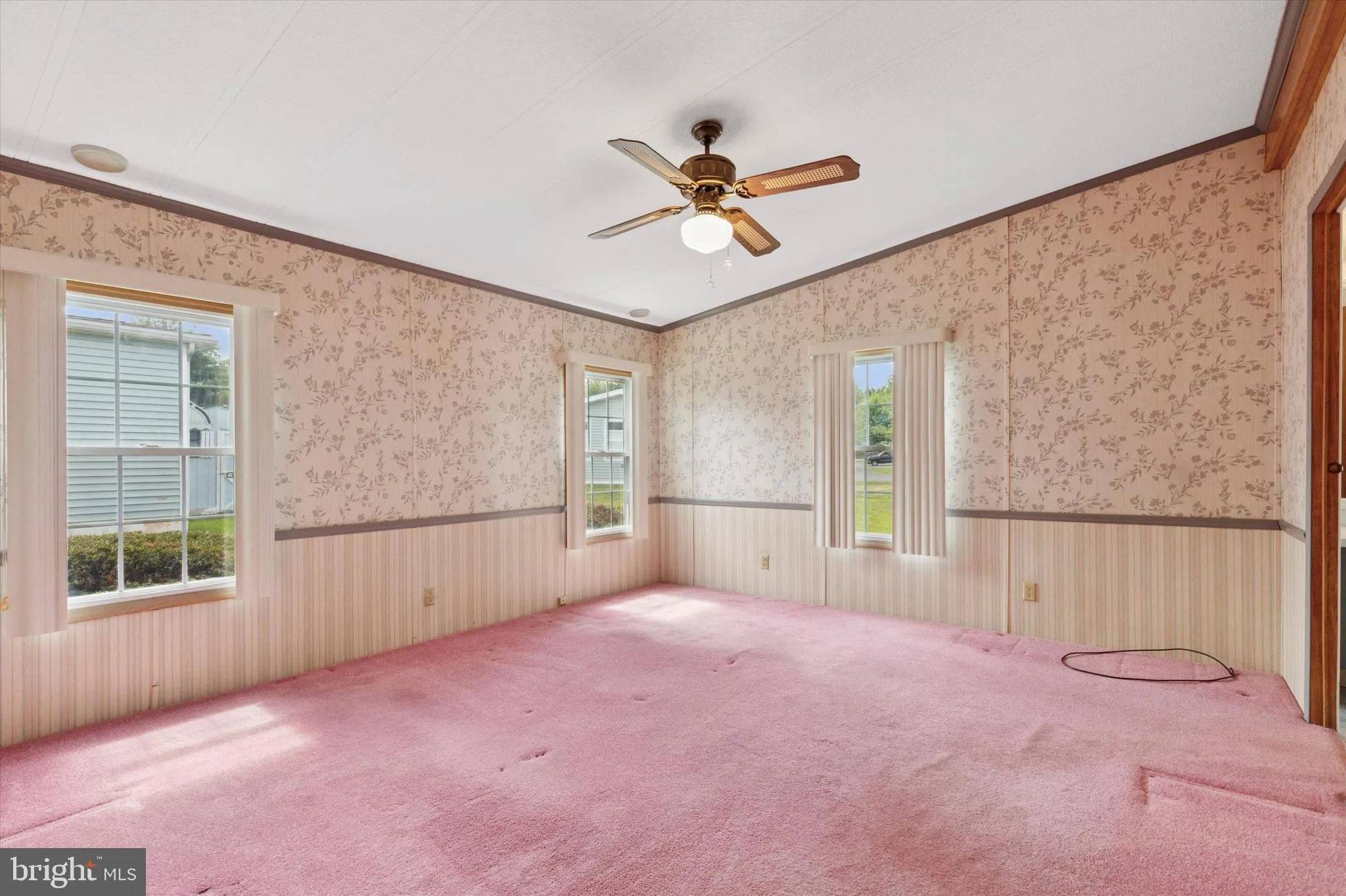 North Wales, Pennsylvania 19454, United States, 2 Bedrooms Bedrooms, ,2 BathroomsBathrooms,Residential,Pending,186418