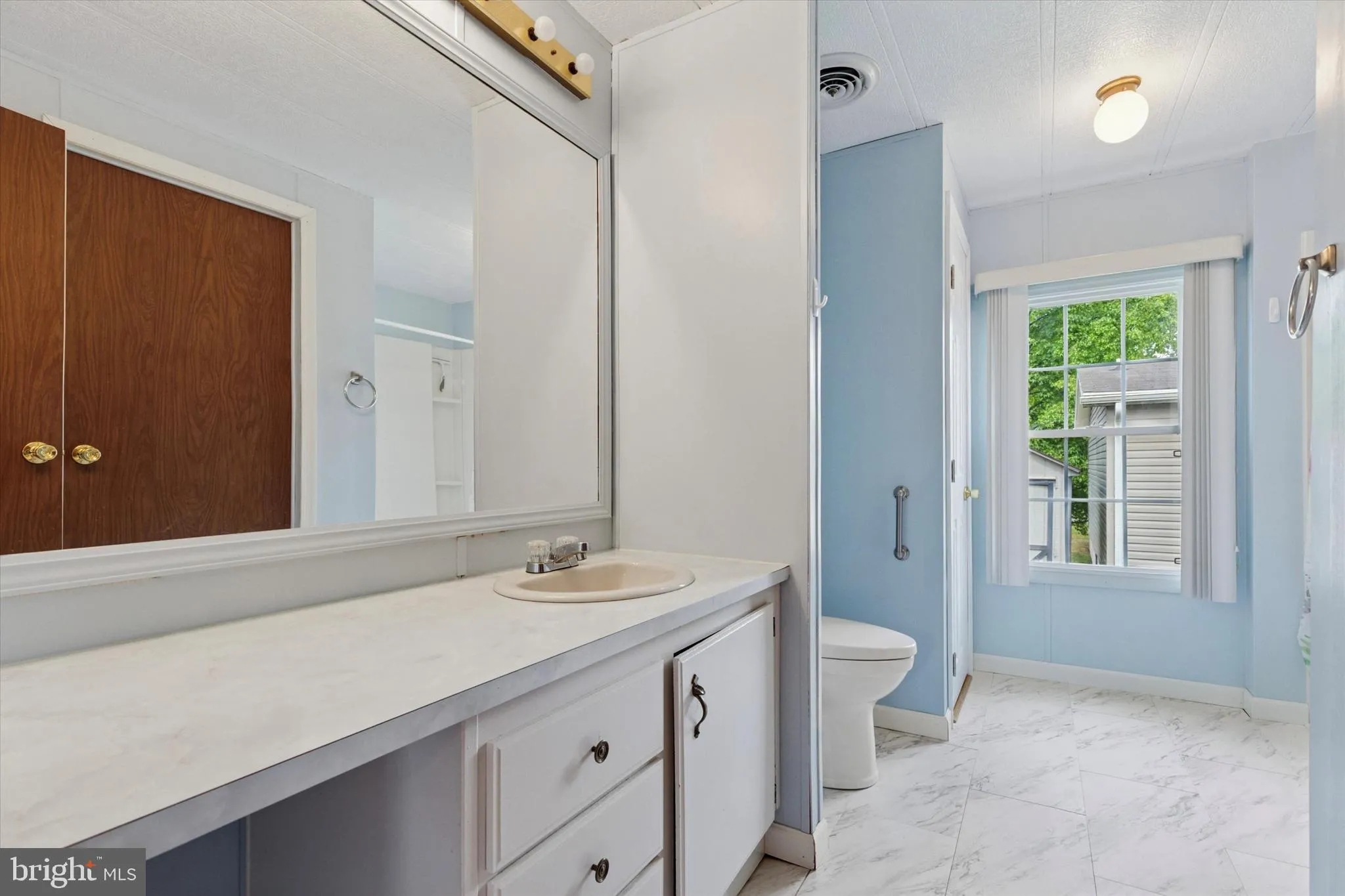 North Wales, Pennsylvania 19454, United States, 2 Bedrooms Bedrooms, ,2 BathroomsBathrooms,Residential,Pending,186418