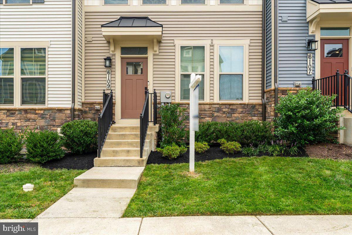 6109 STONECAT COURT
