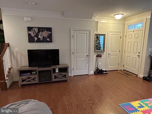 MAPLE LAWN - Residential Lease