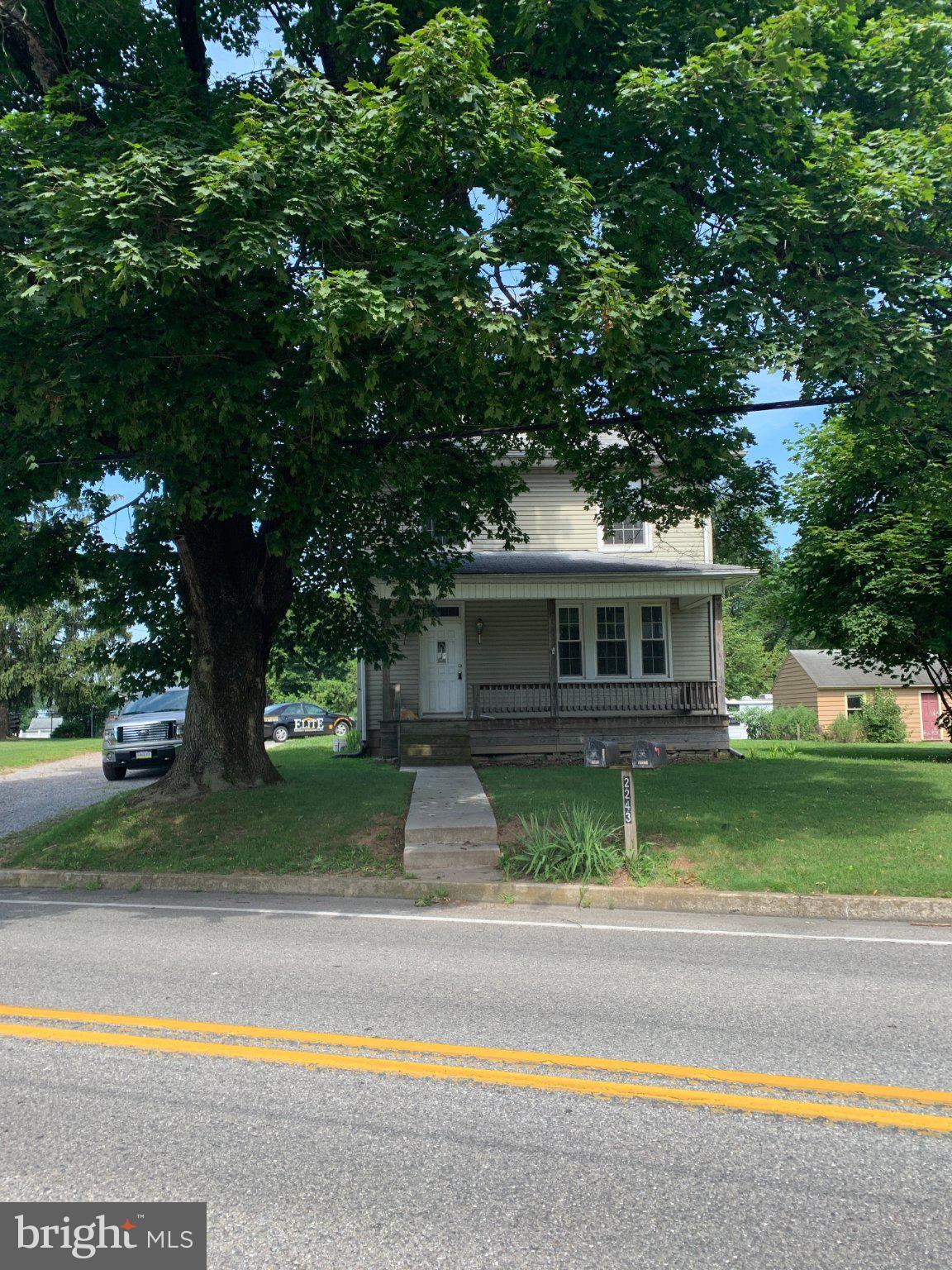 2243 SUNSET LANE