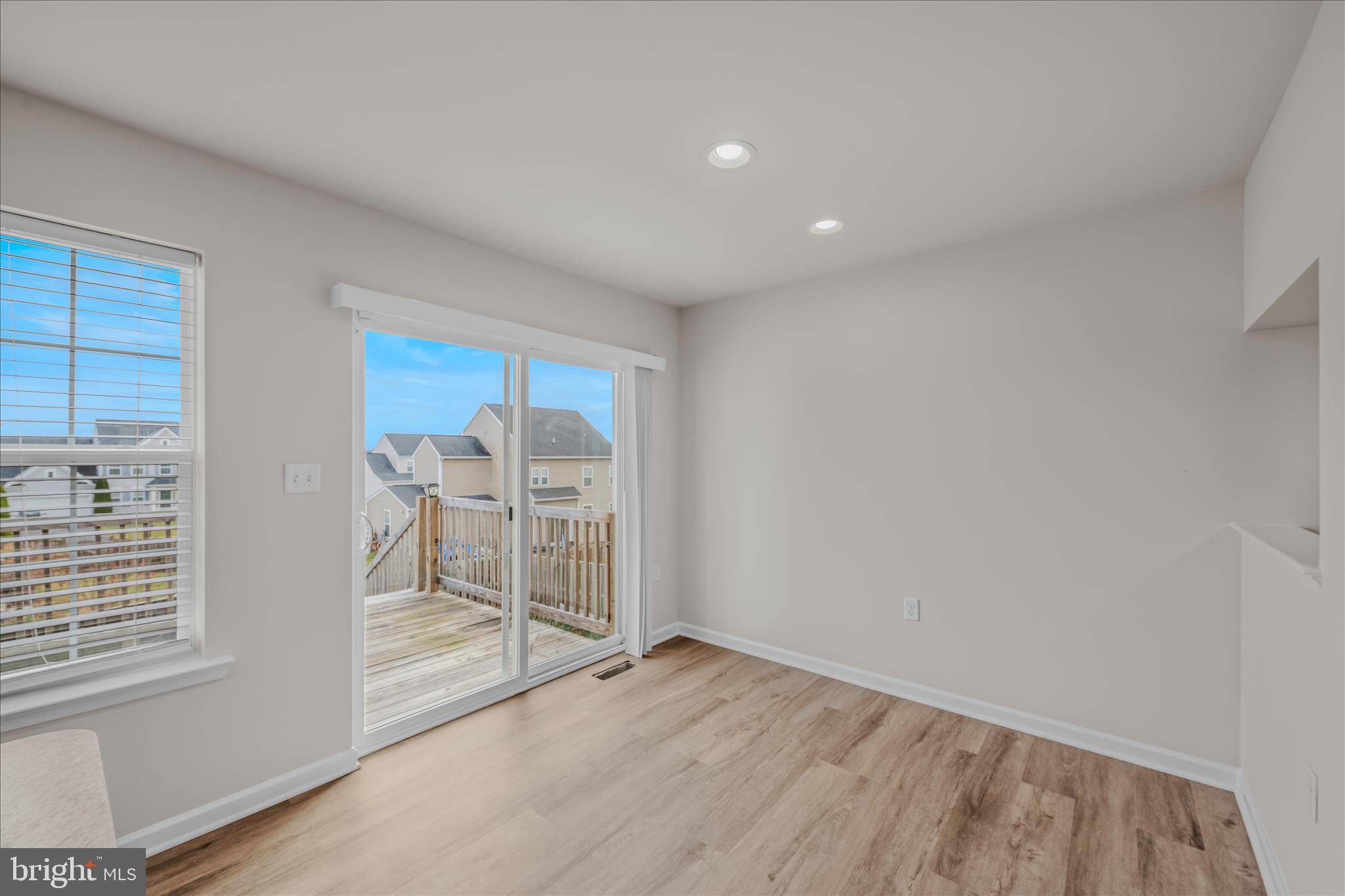 STONEBROOK VILLAGE - Residential