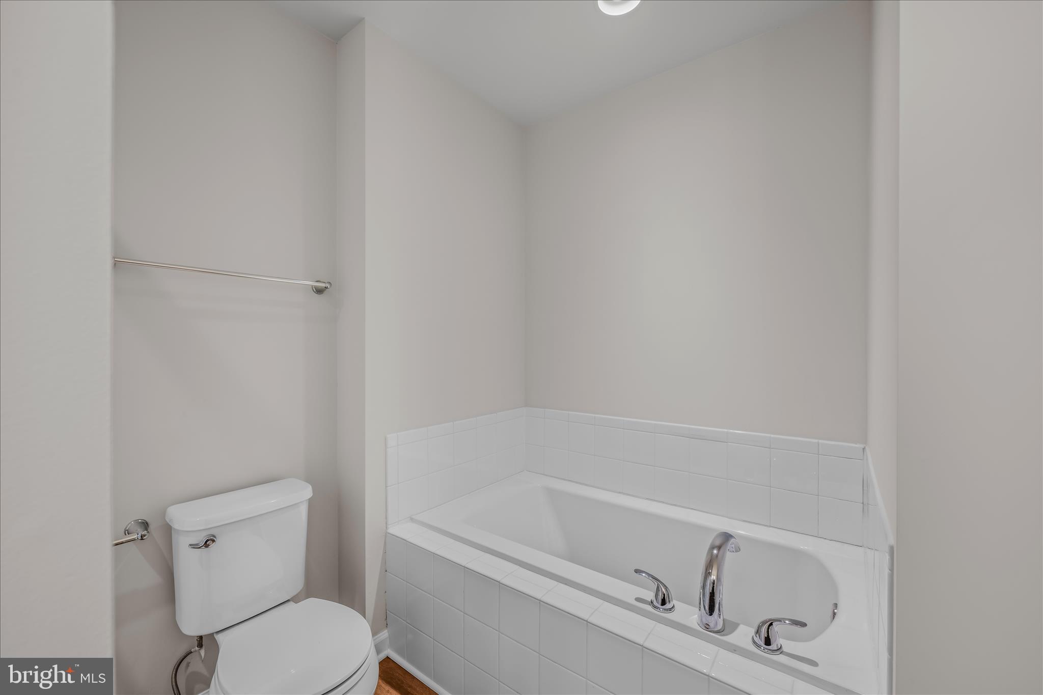 STONEBROOK VILLAGE - Residential