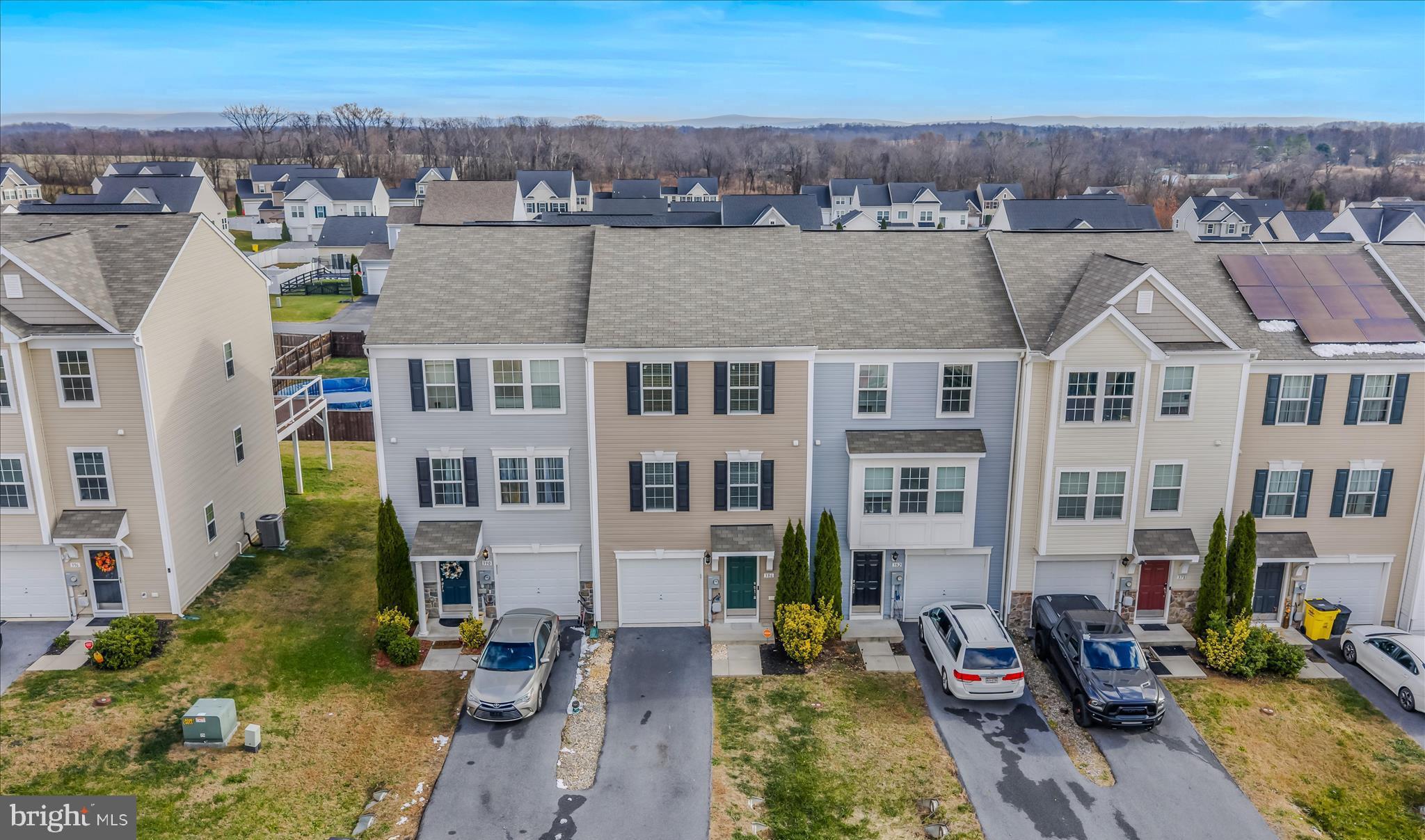 STONEBROOK VILLAGE - Residential