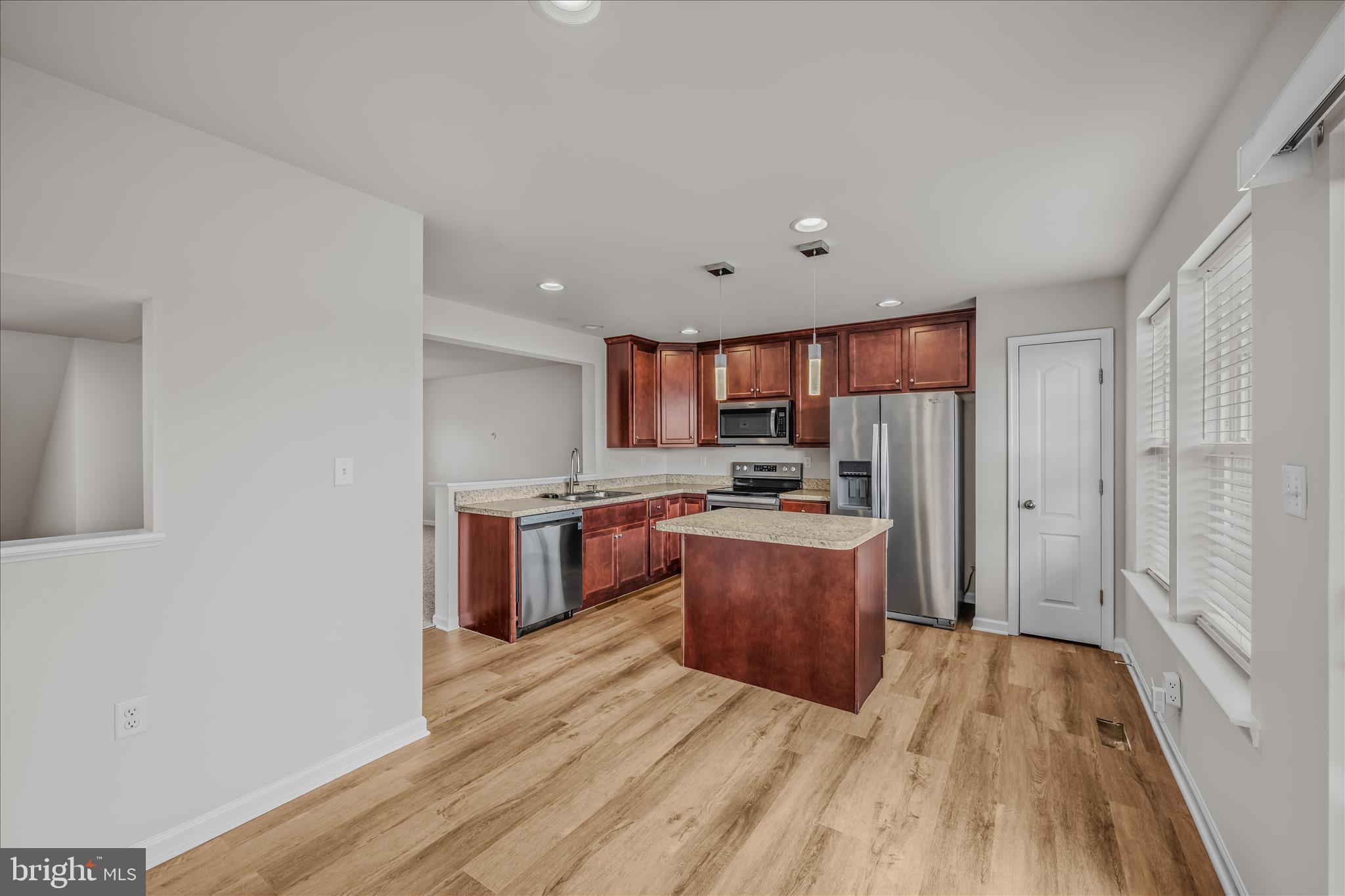 STONEBROOK VILLAGE - Residential