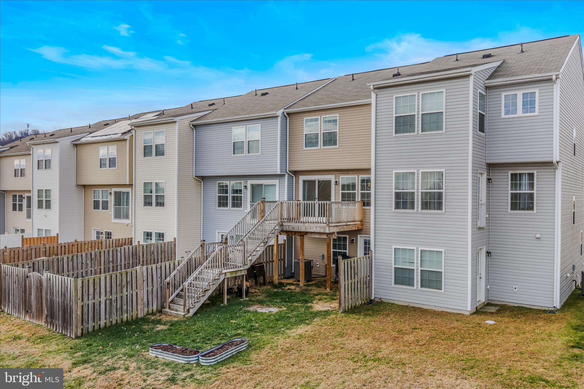 STONEBROOK VILLAGE - Residential