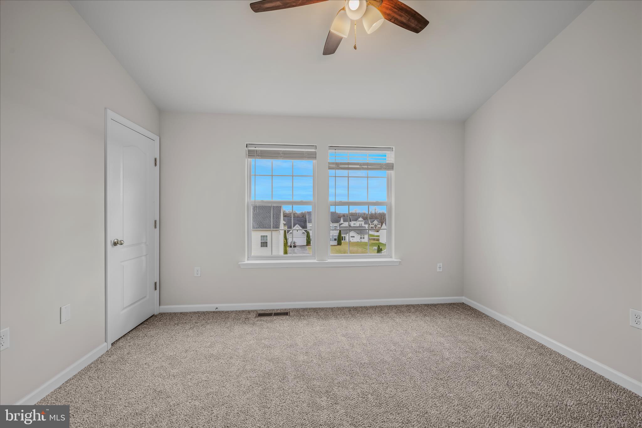 STONEBROOK VILLAGE - Residential