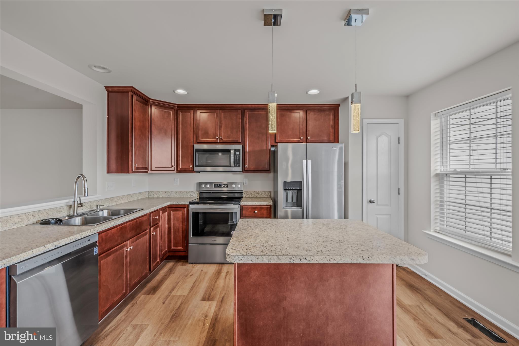 STONEBROOK VILLAGE - Residential