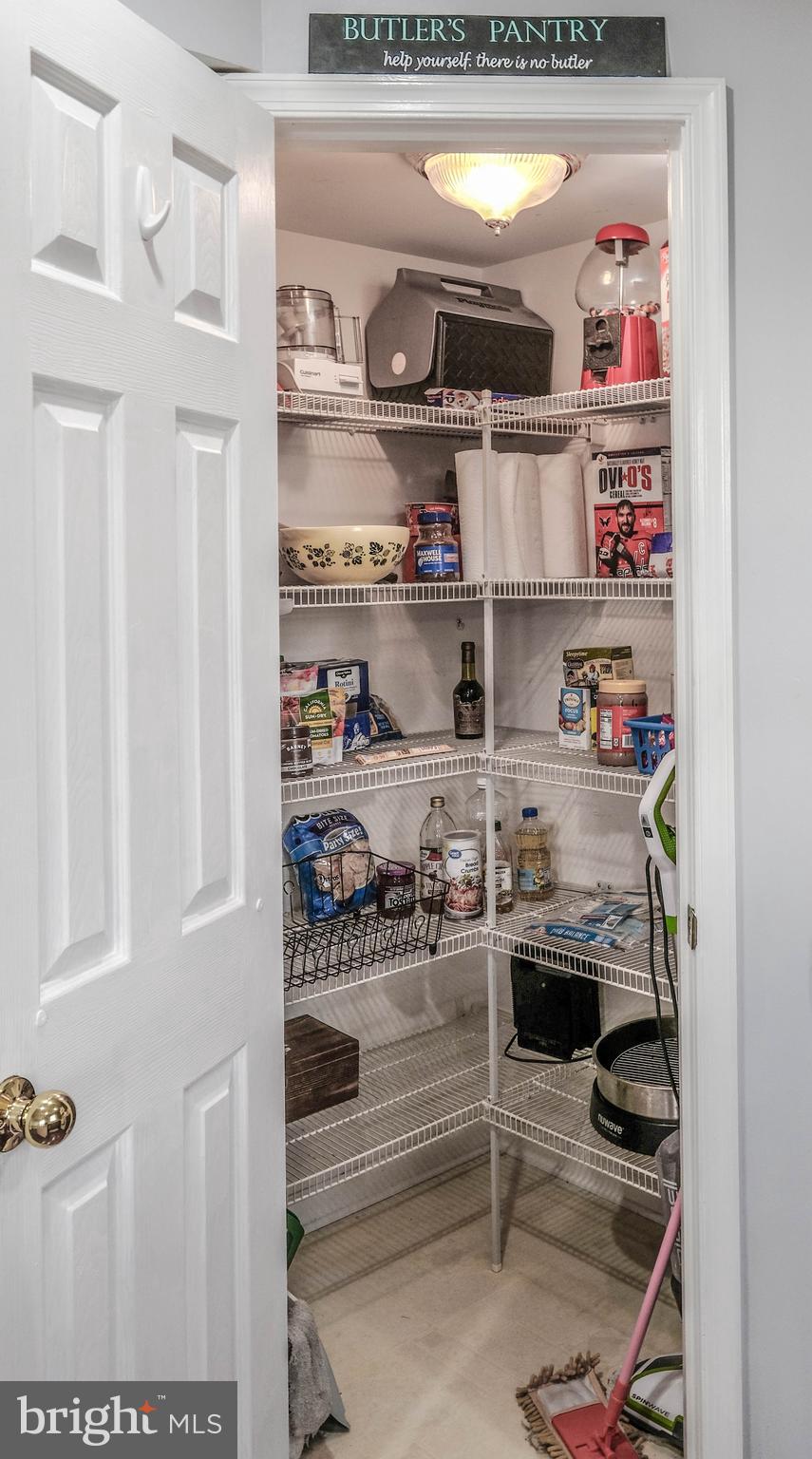 THE TOWNES AT OAKHURST - Residential Lease