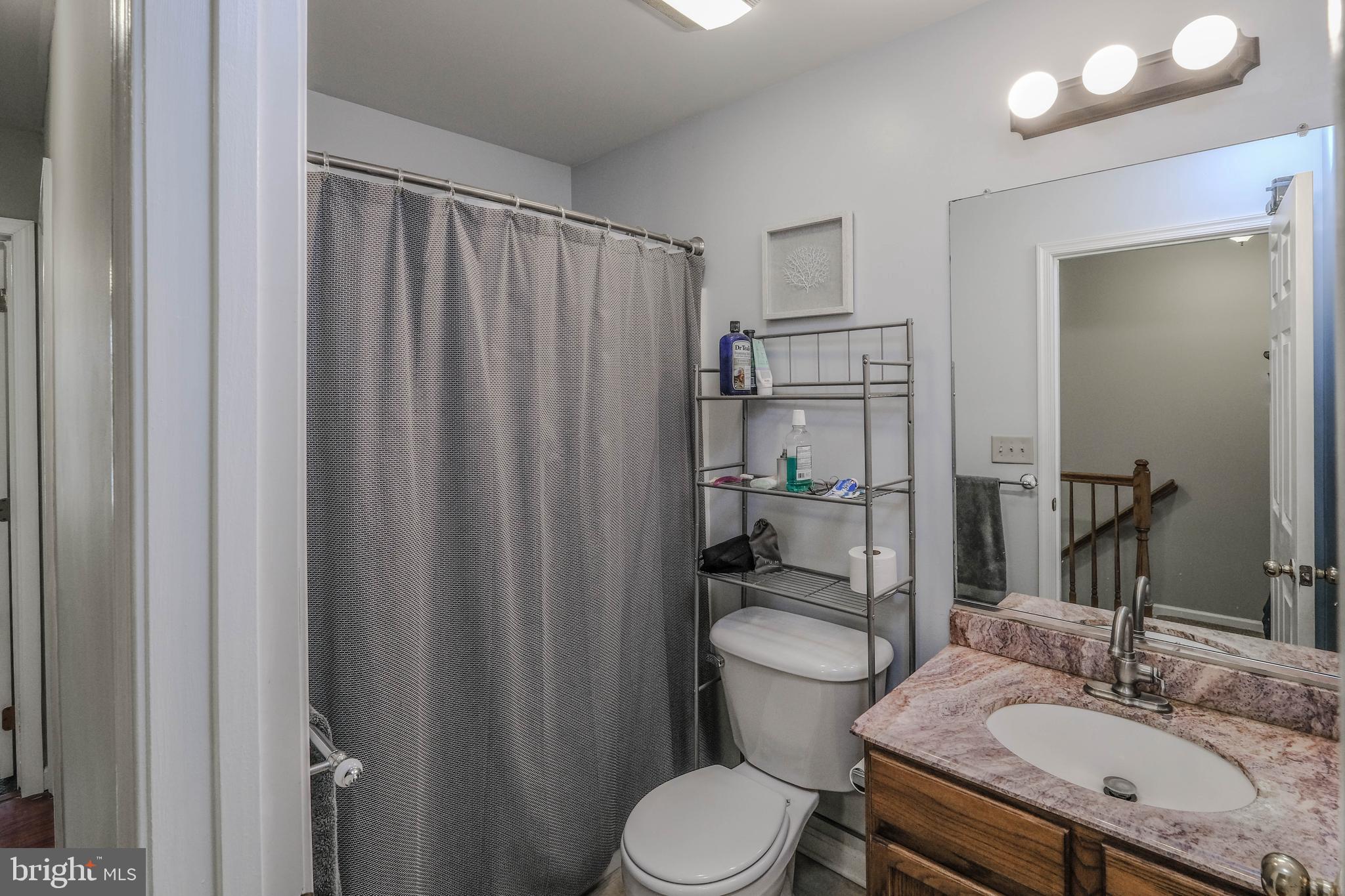 THE TOWNES AT OAKHURST - Residential Lease