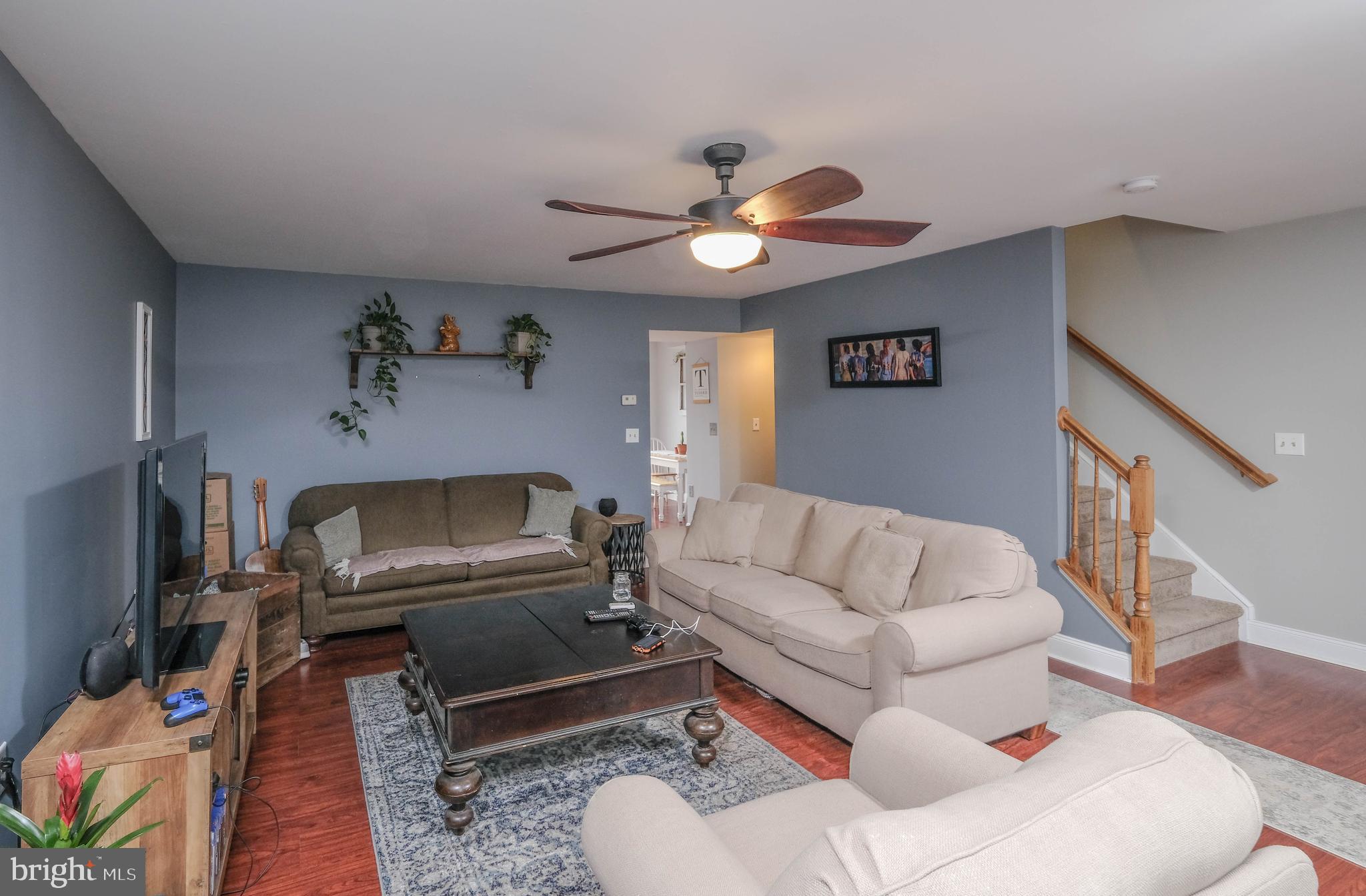 THE TOWNES AT OAKHURST - Residential Lease