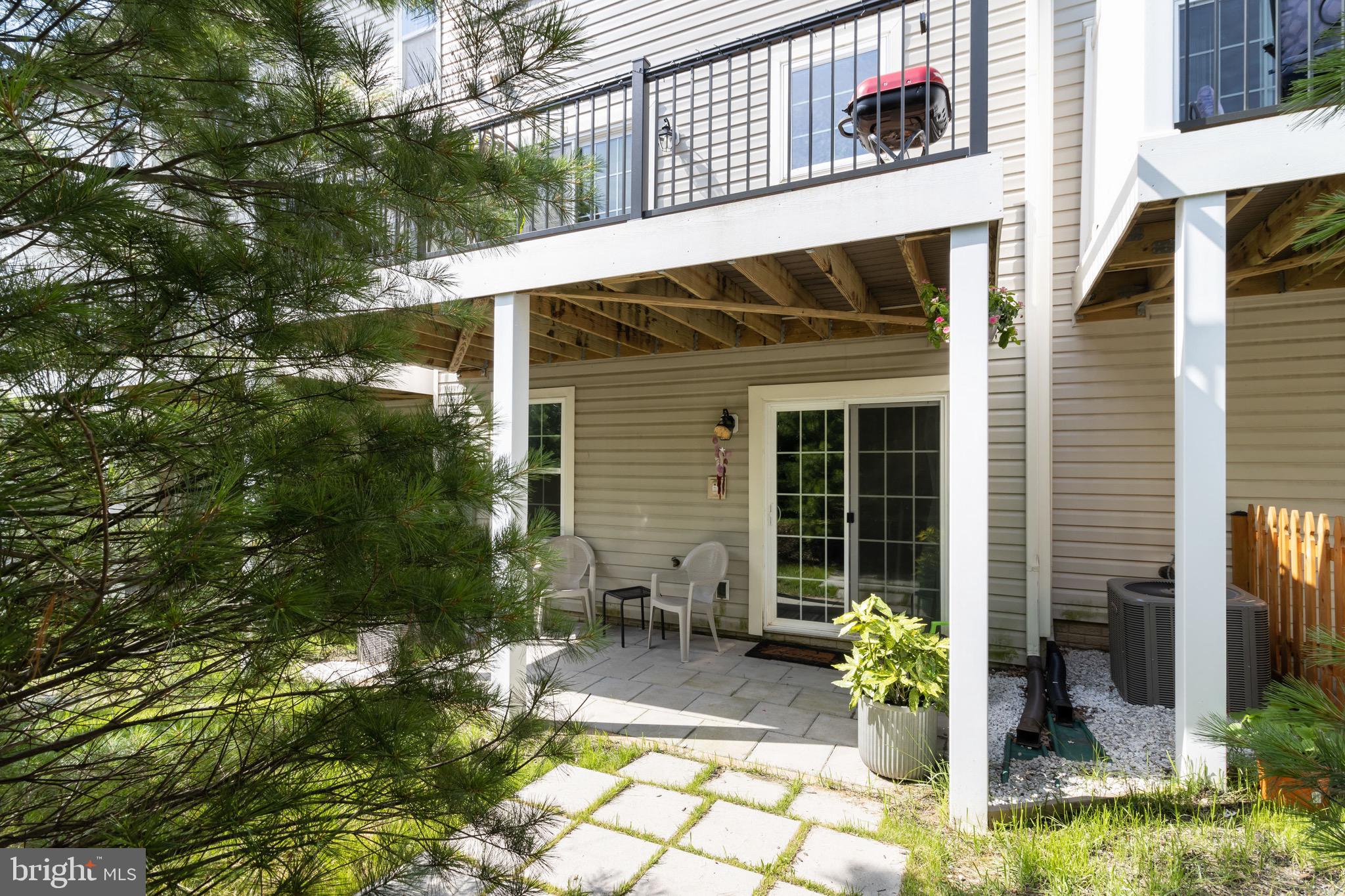 BLUE STREAM - Residential