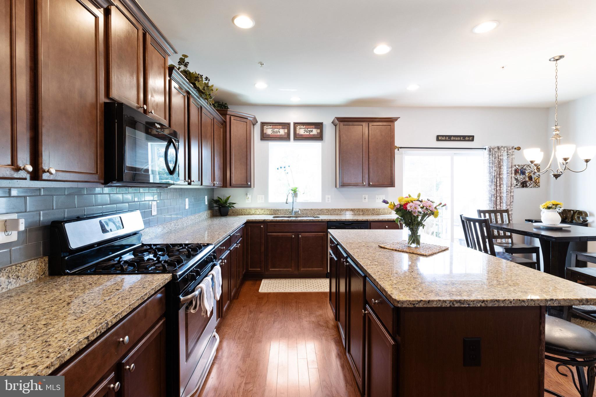 BLUE STREAM - Residential