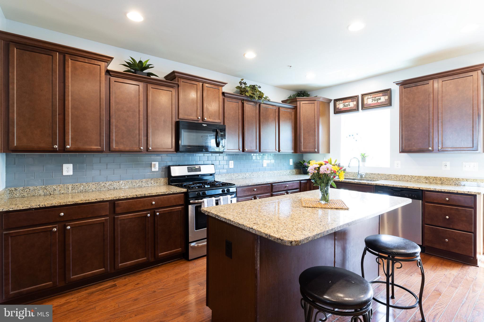 BLUE STREAM - Residential