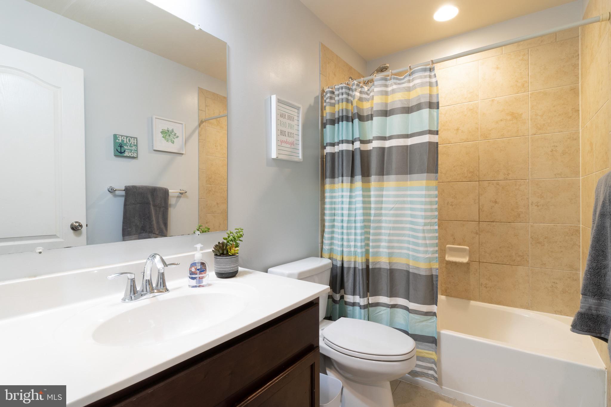 BLUE STREAM - Residential