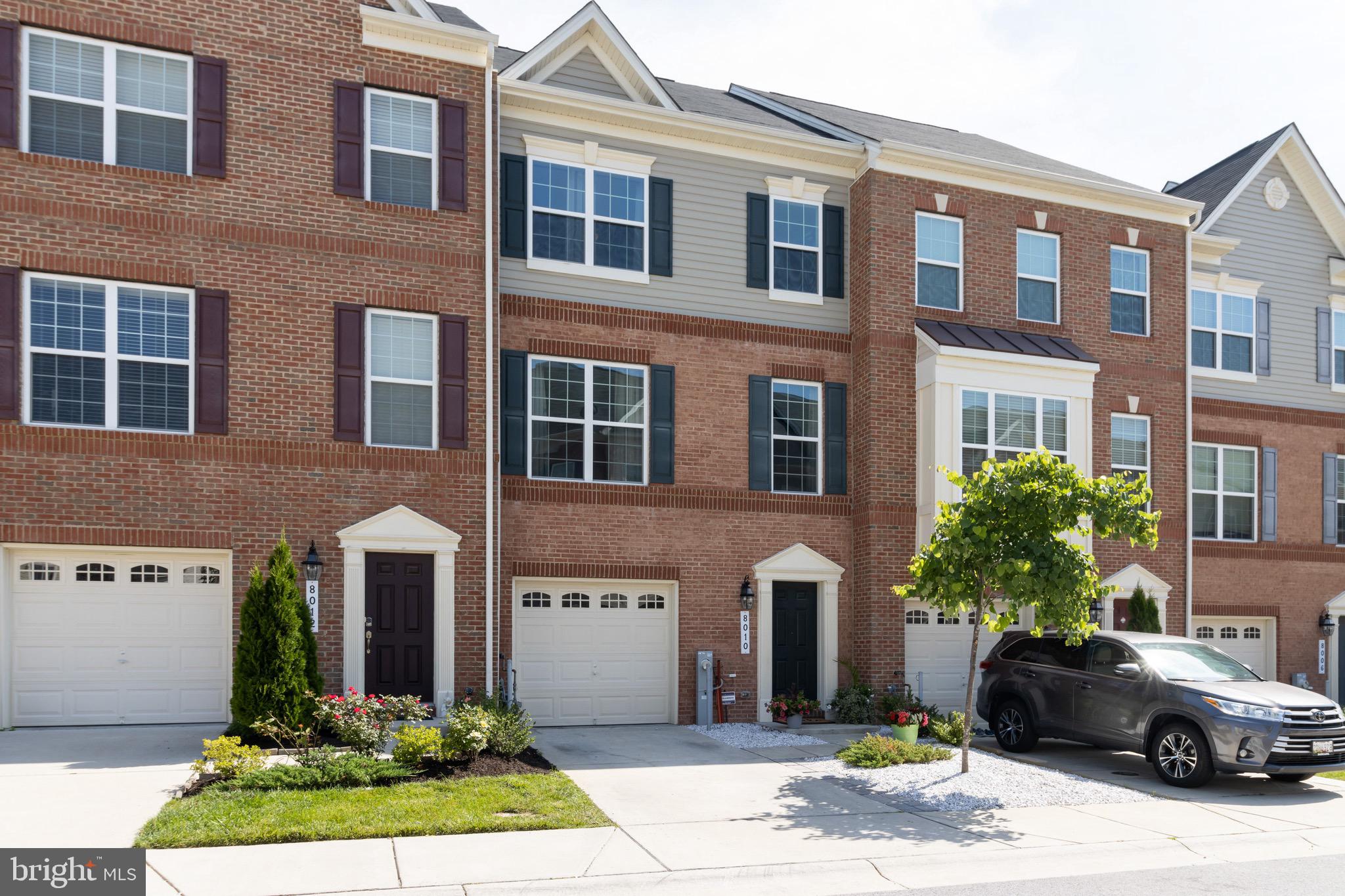 BLUE STREAM - Residential