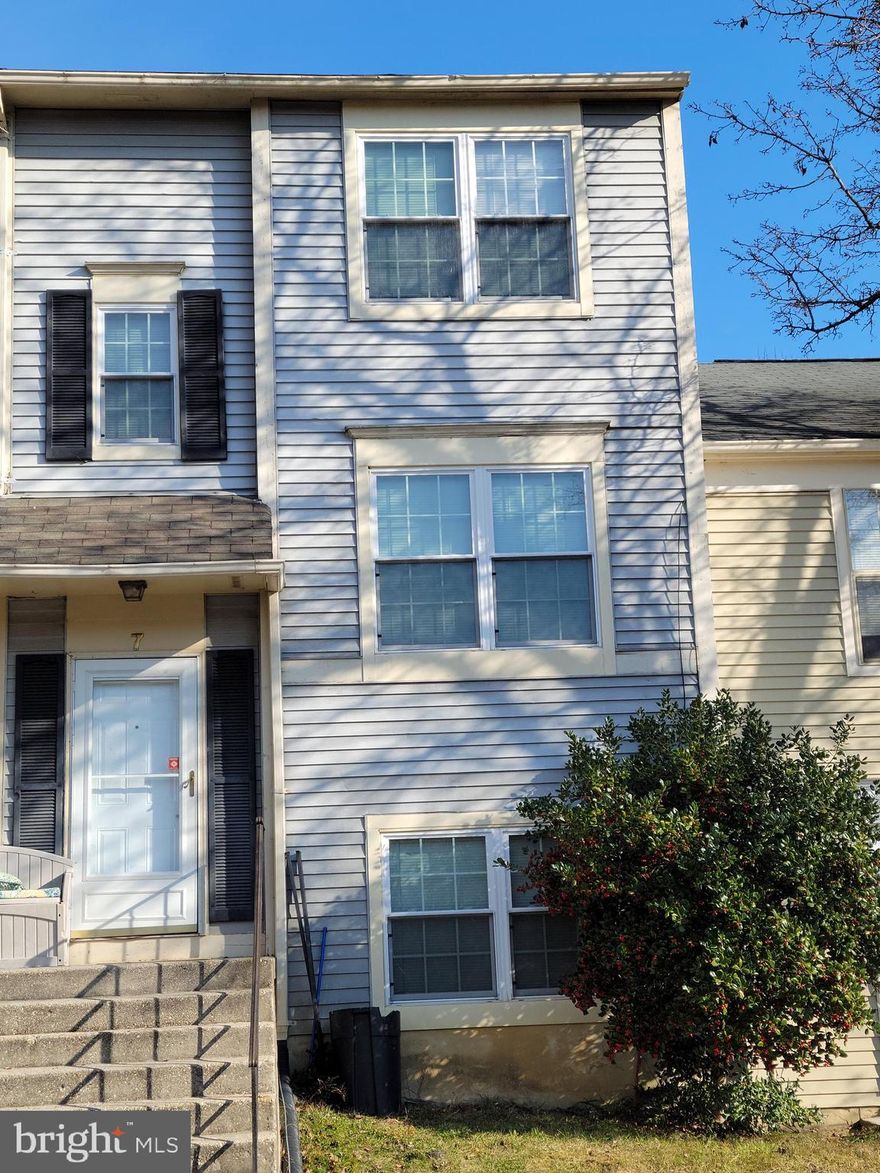 Multi-level town home featuring four bedrooms