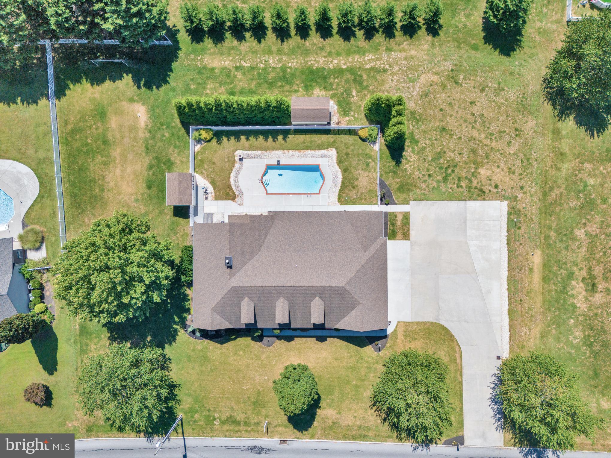 SOUTH POINTE - Residential