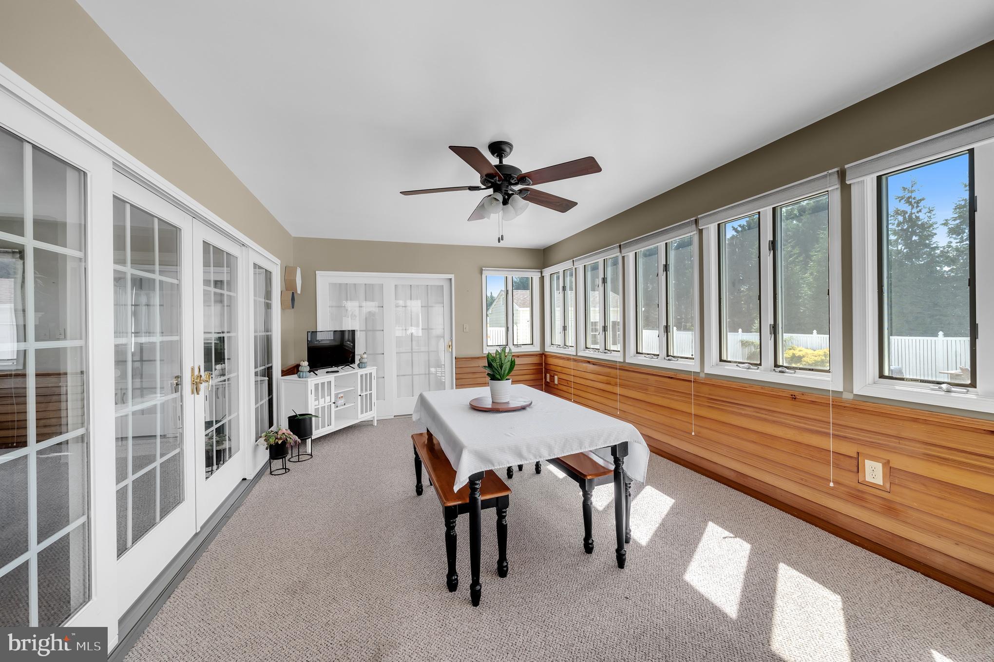 SOUTH POINTE - Residential