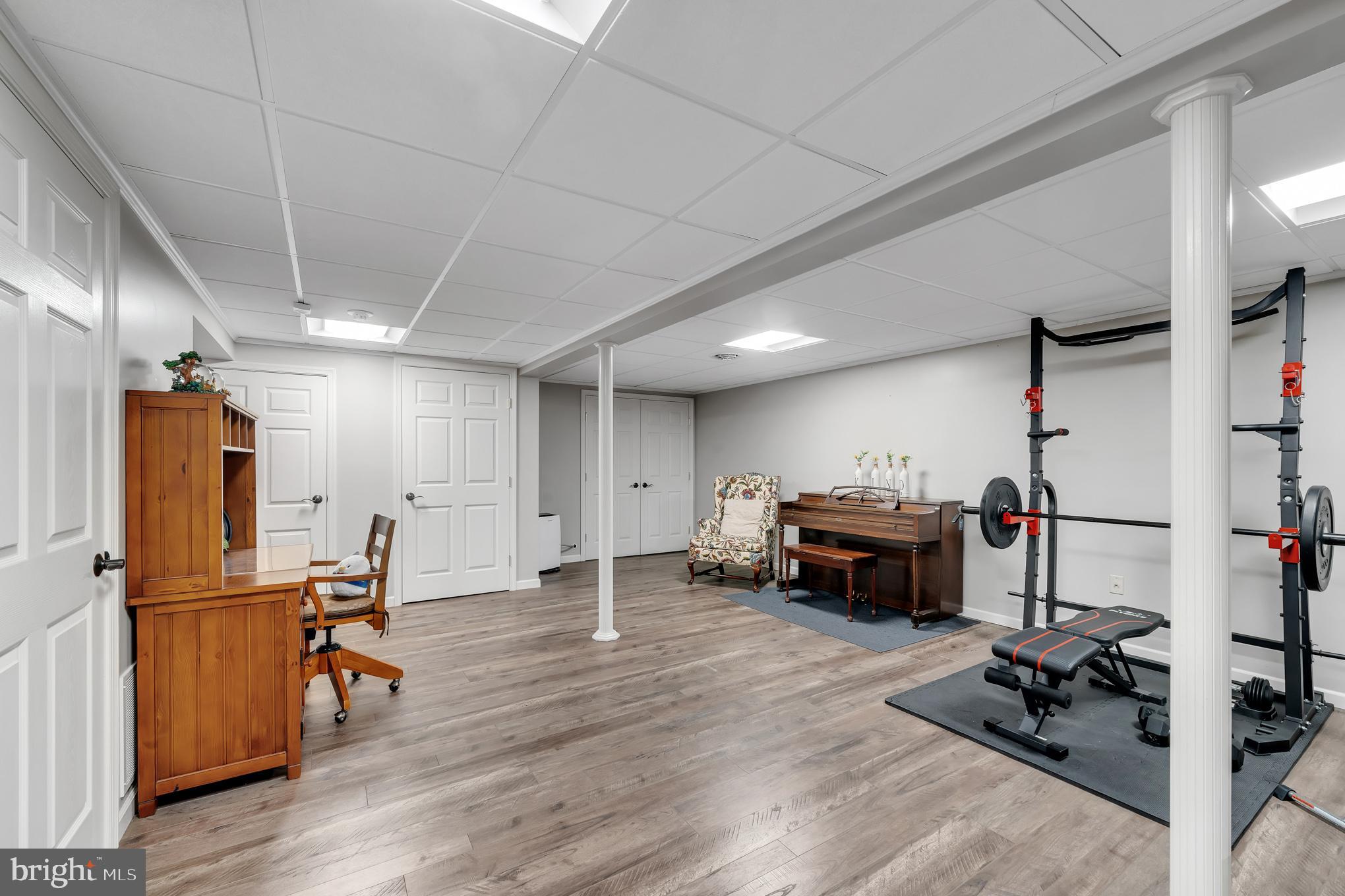 SOUTH POINTE - Residential