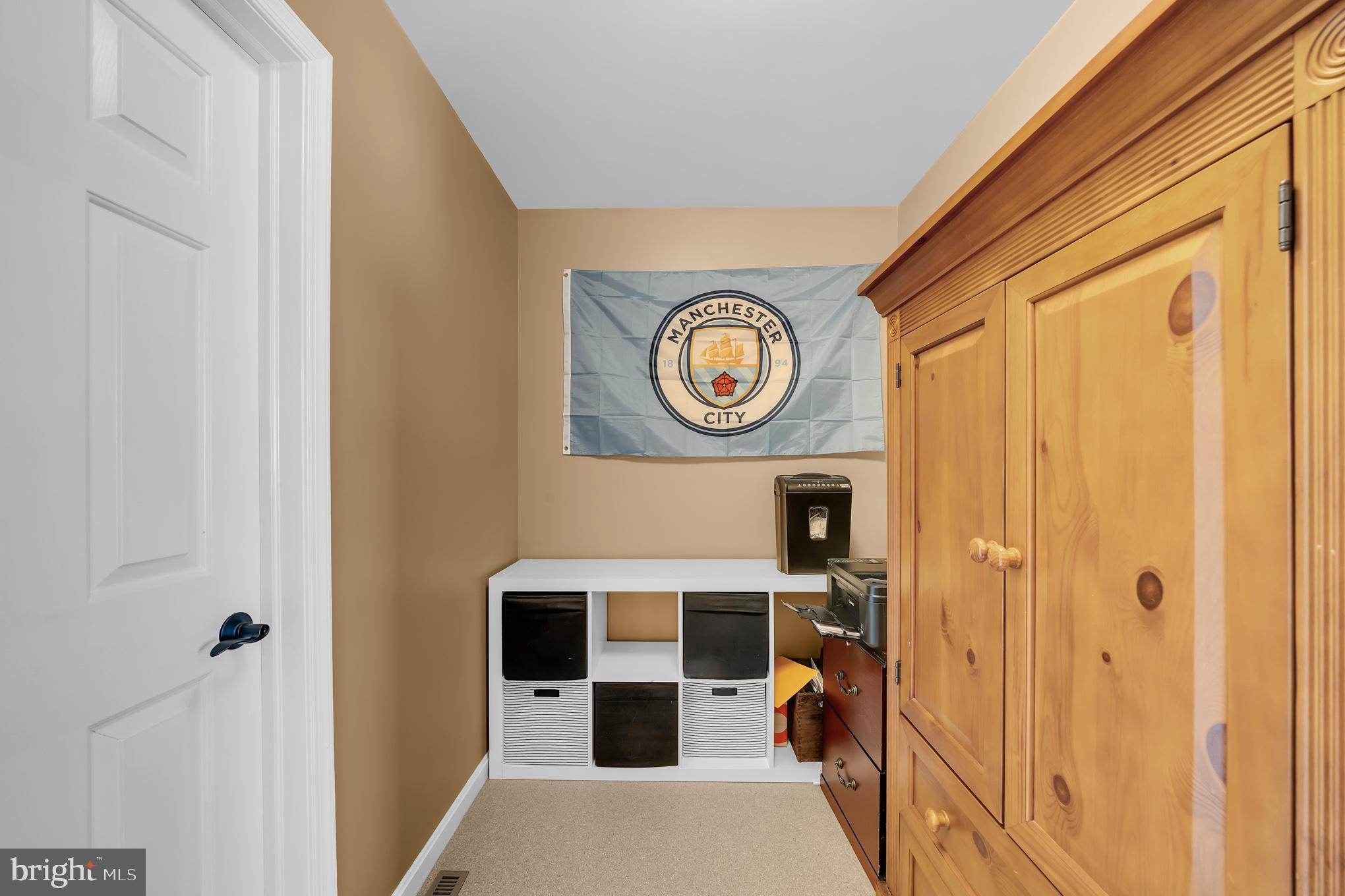 SOUTH POINTE - Residential