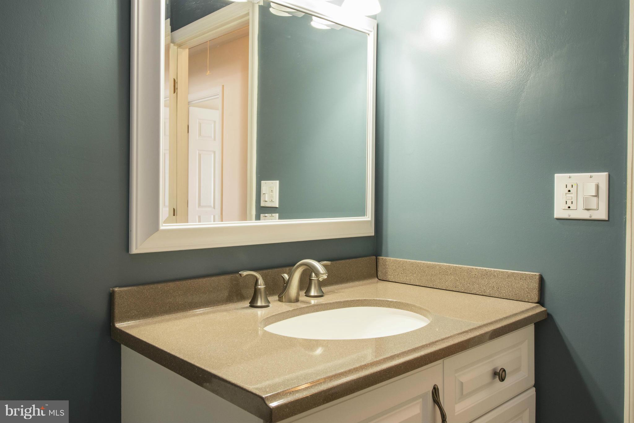 HOLLY HILL HARBOR - Residential