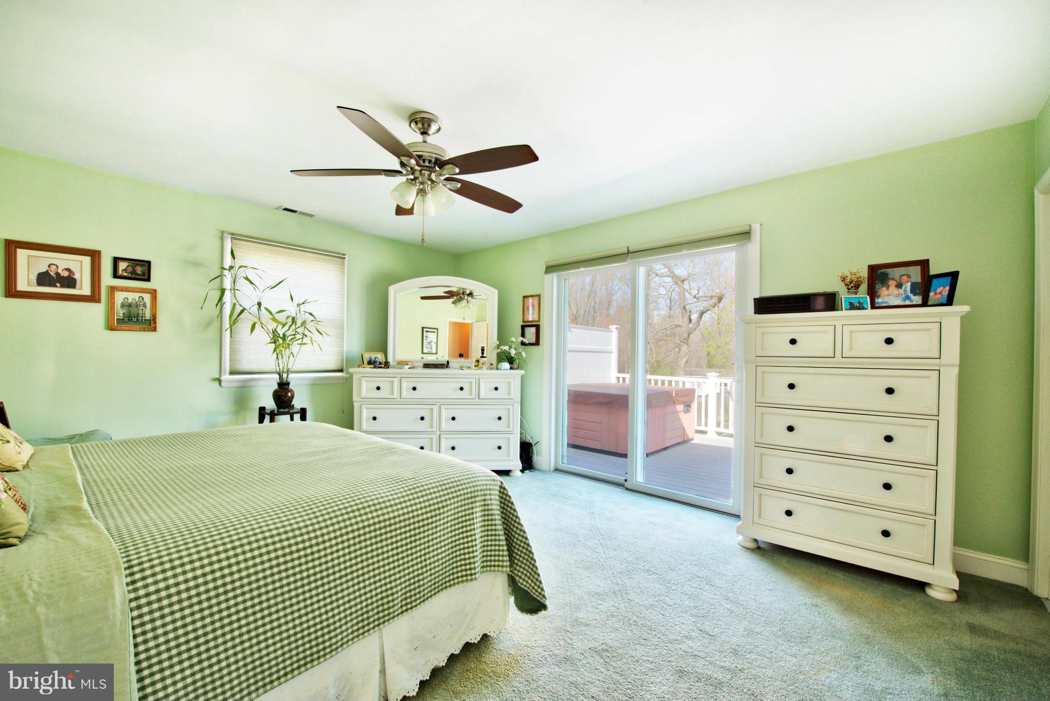 HOLLY HILL HARBOR - Residential