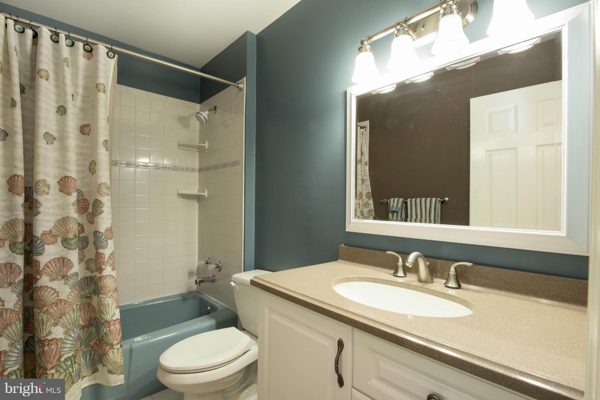 HOLLY HILL HARBOR - Residential