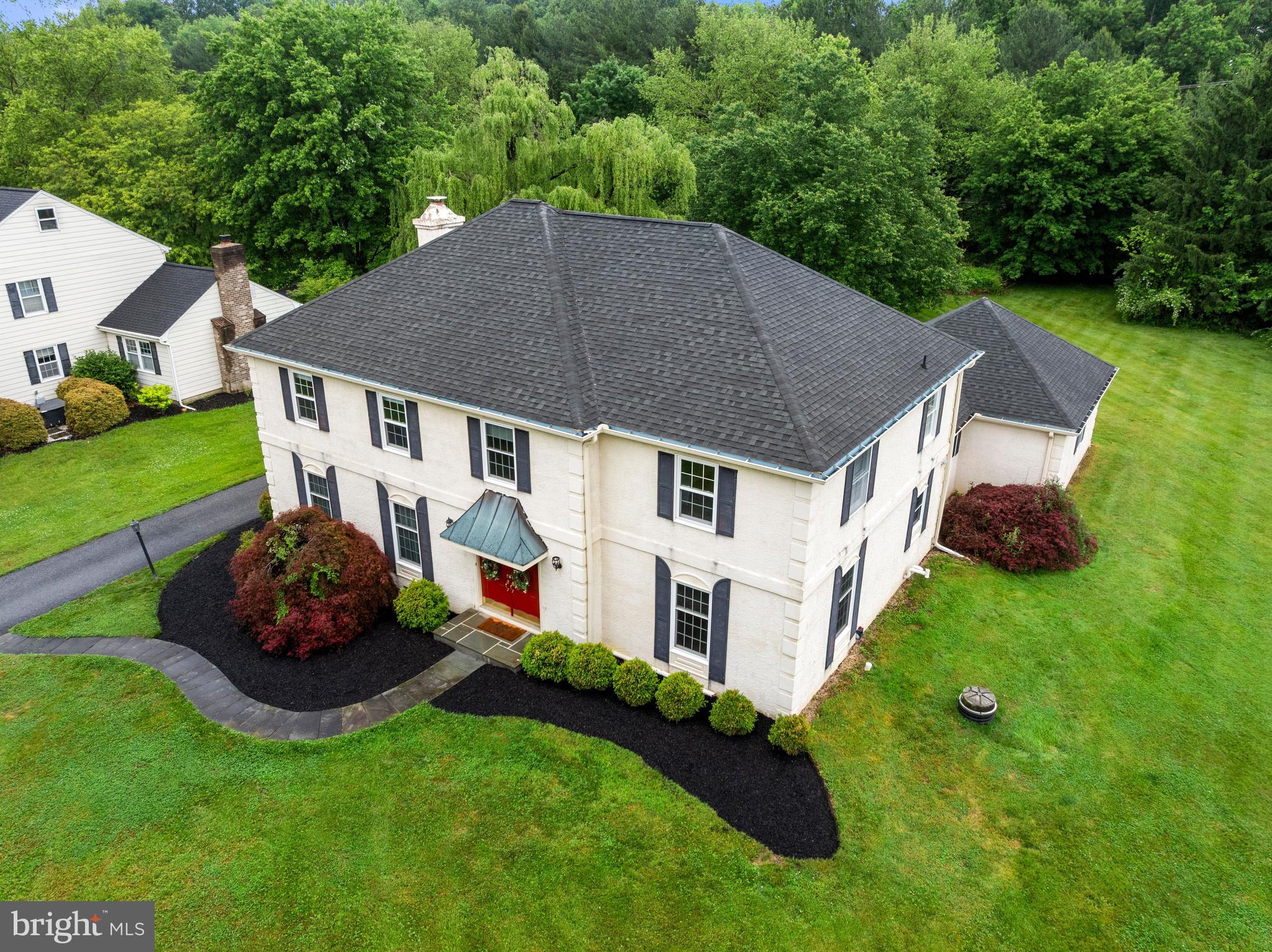 LONGVIEW LANE - Residential