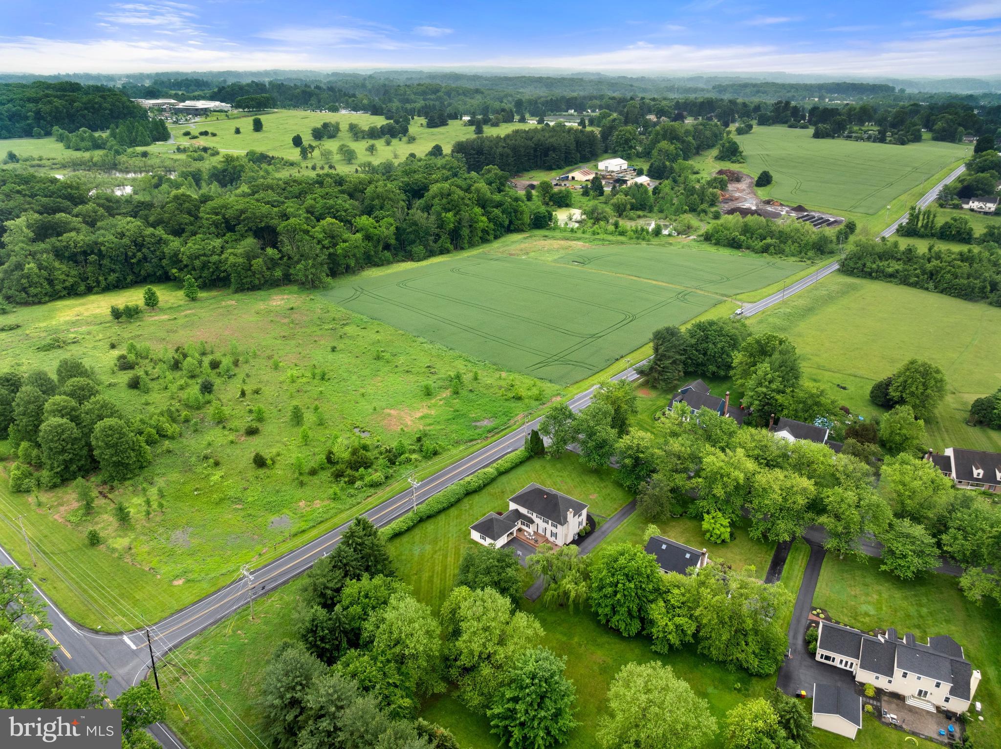 LONGVIEW LANE - Residential