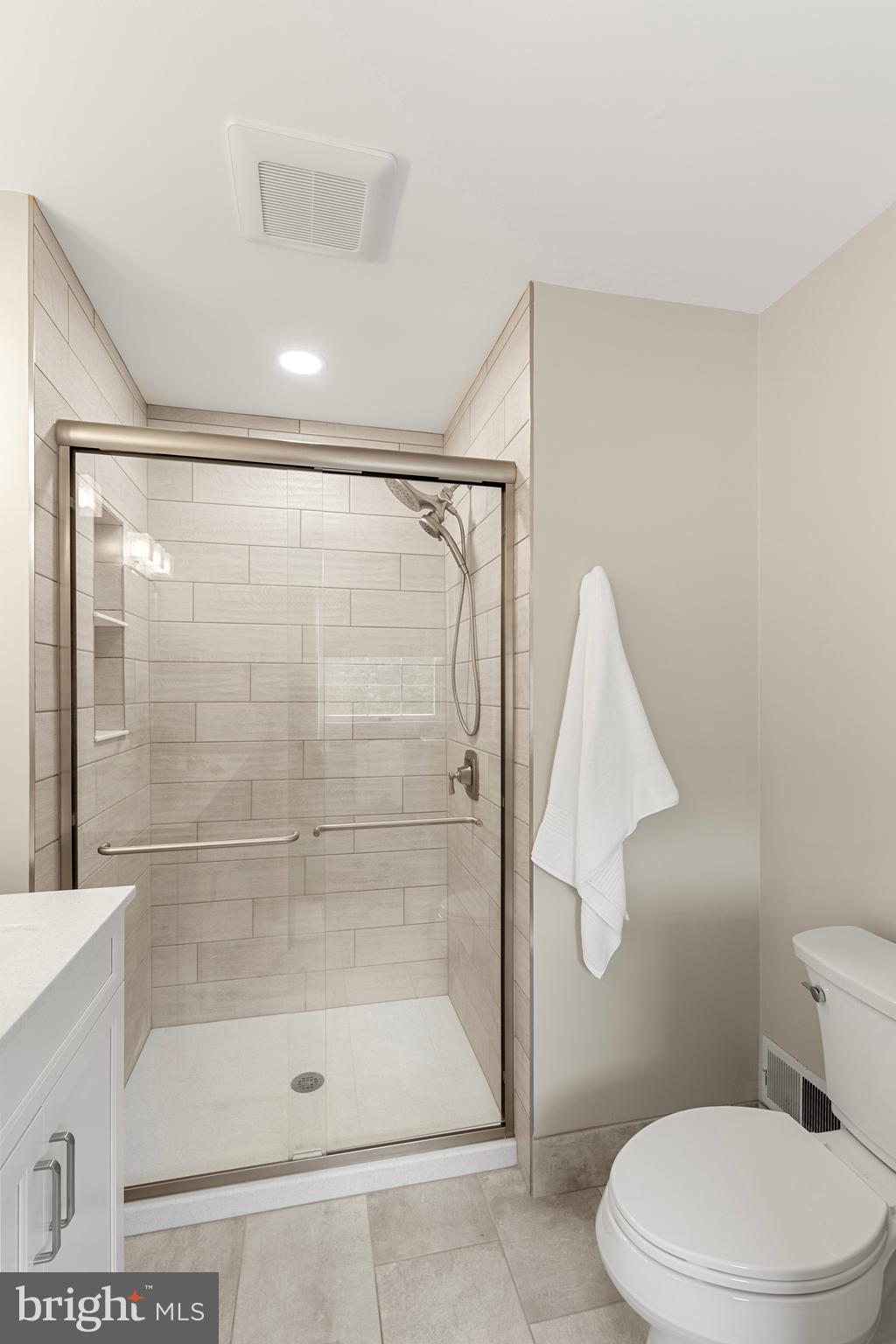 LONGVIEW LANE - Residential