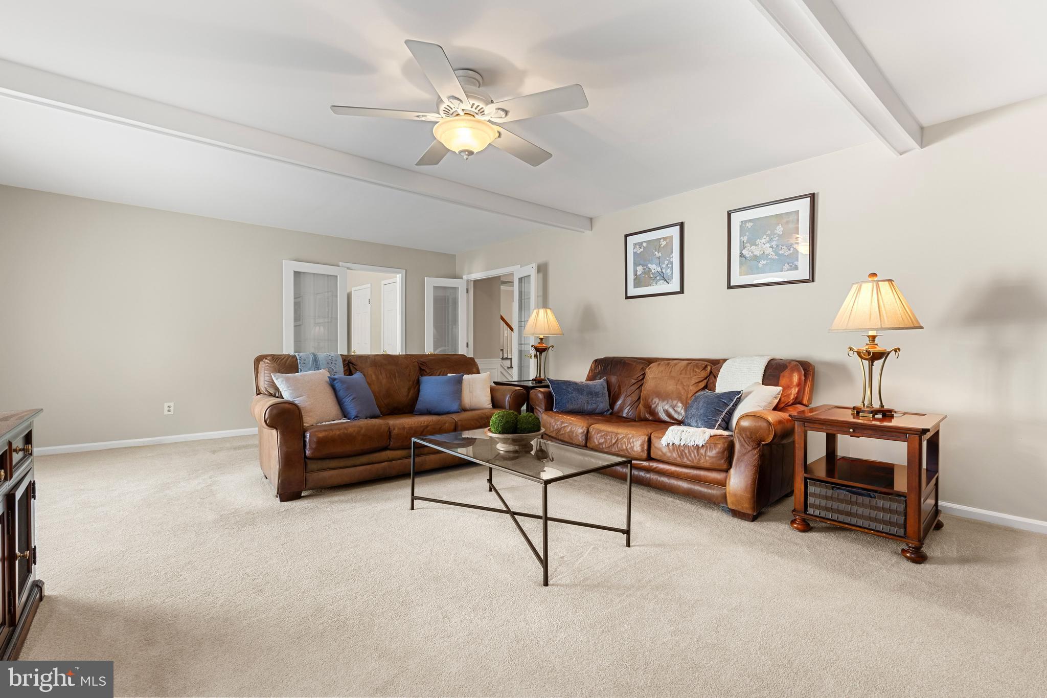 LONGVIEW LANE - Residential