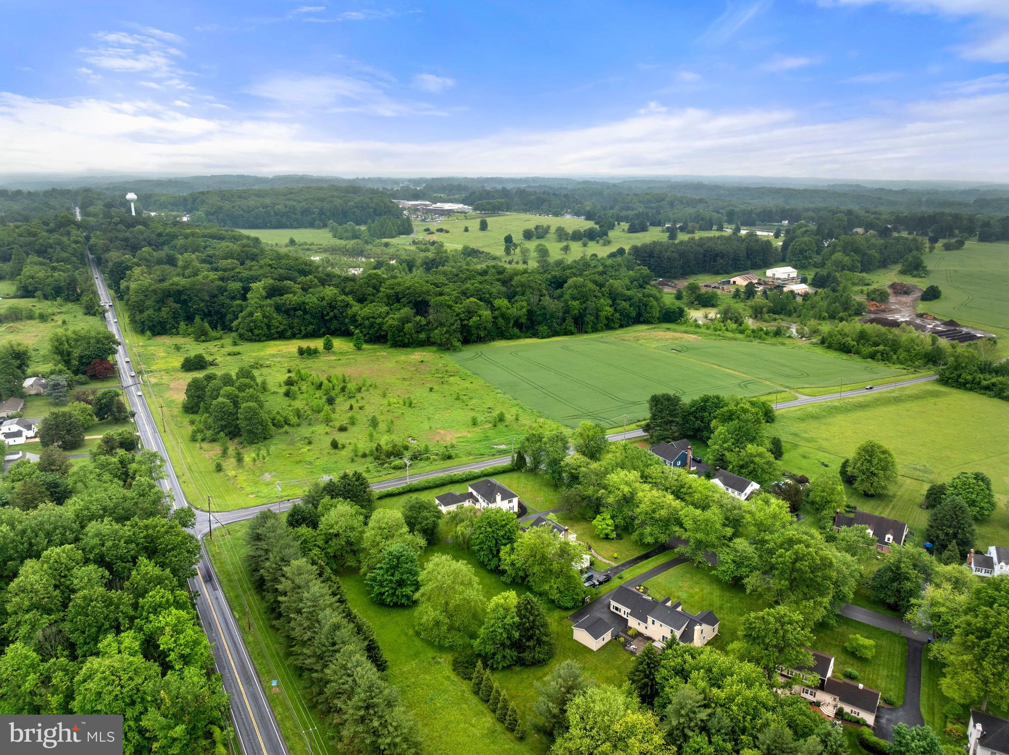 LONGVIEW LANE - Residential