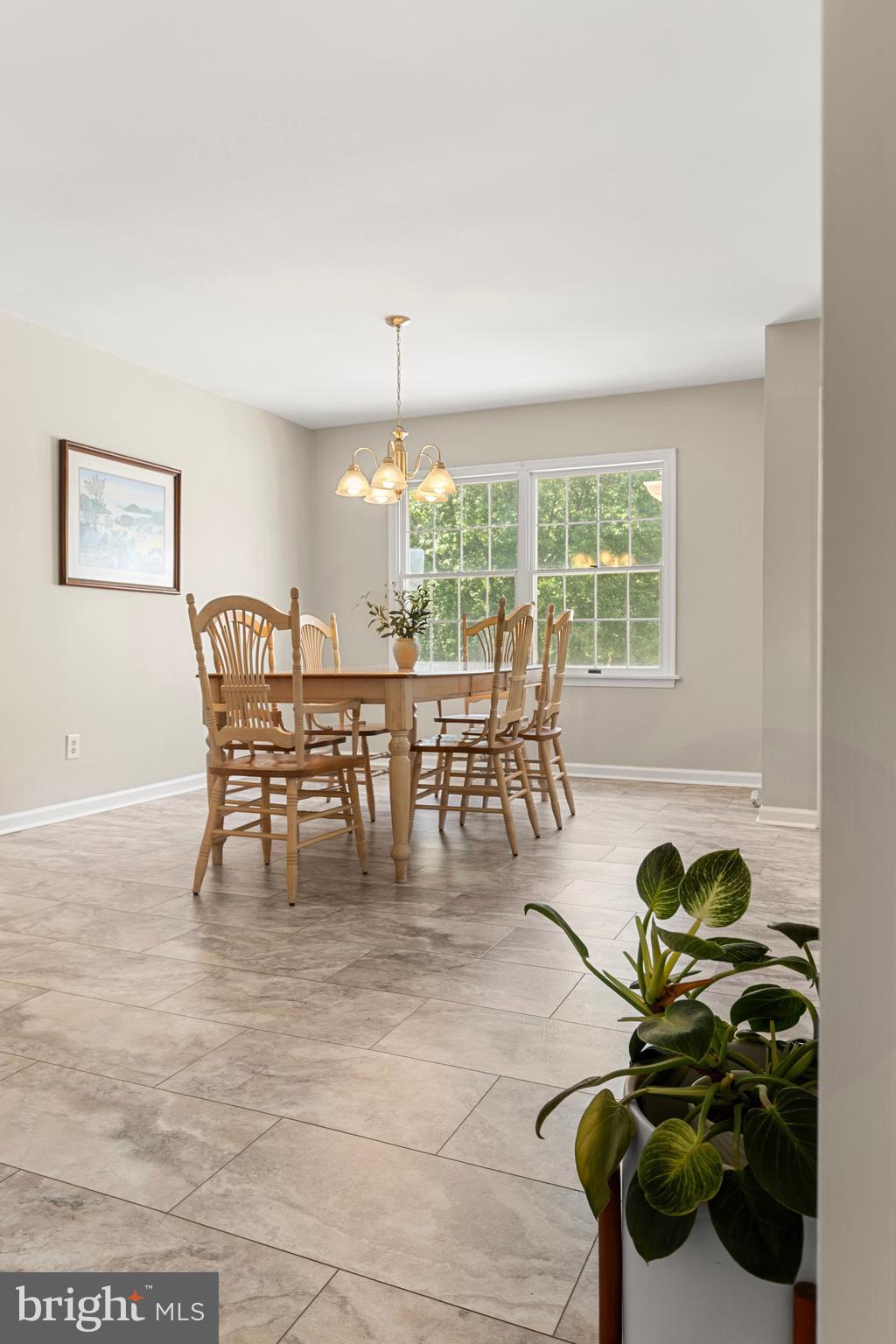 LONGVIEW LANE - Residential