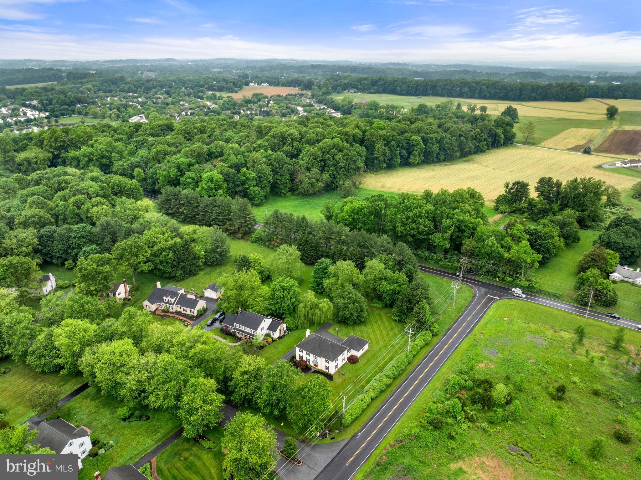 LONGVIEW LANE - Residential