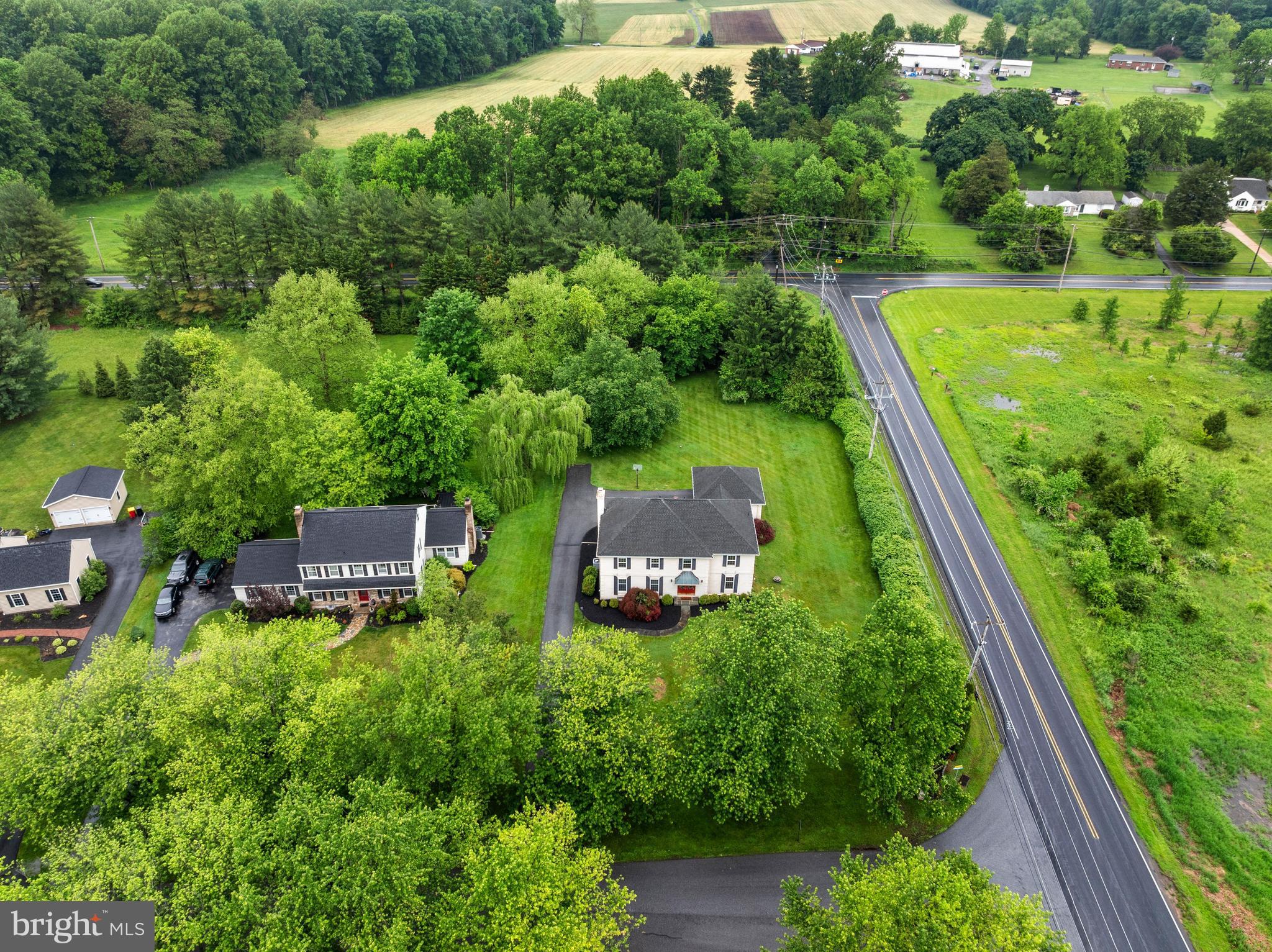 LONGVIEW LANE - Residential