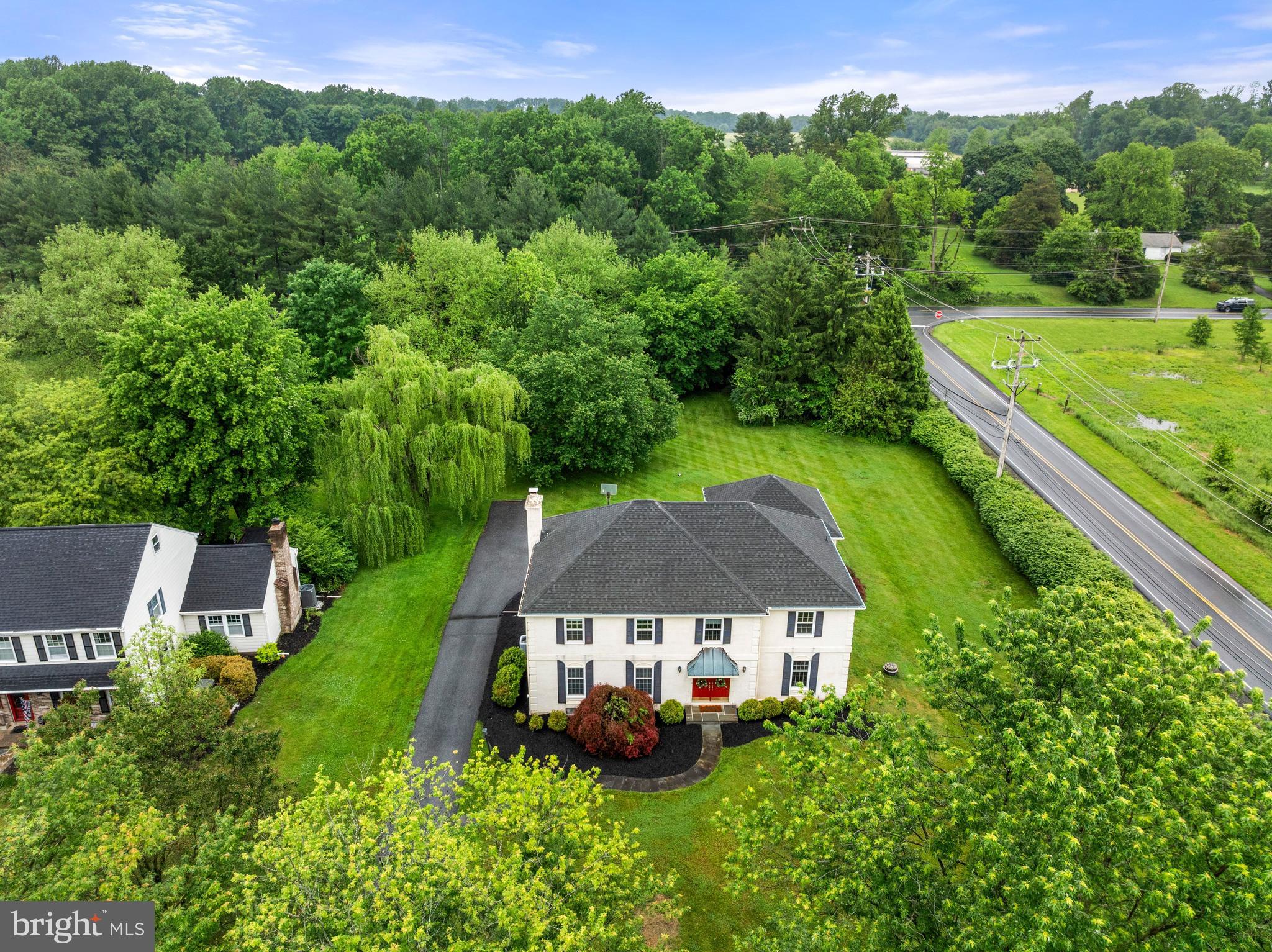 LONGVIEW LANE - Residential