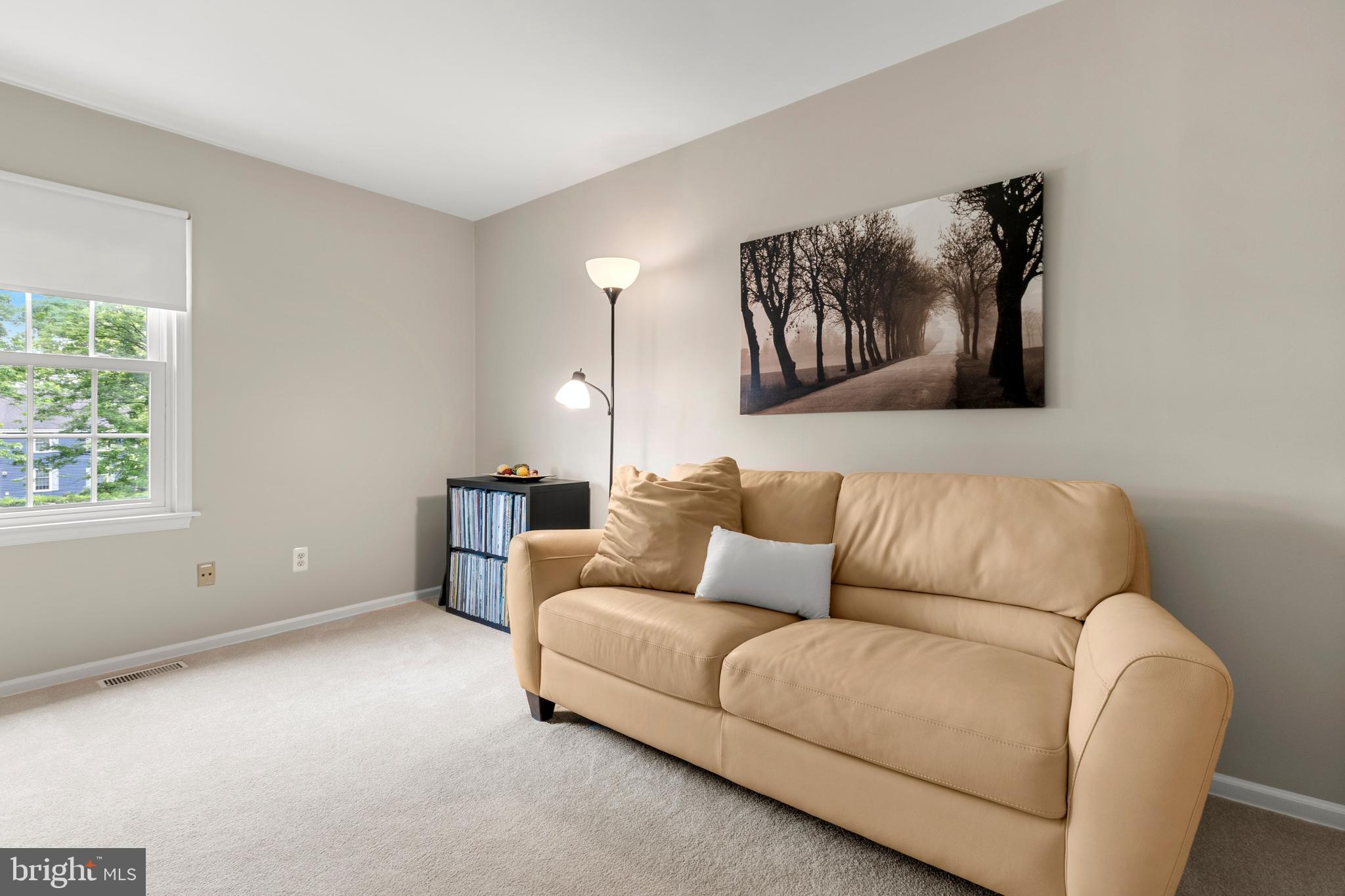 LONGVIEW LANE - Residential