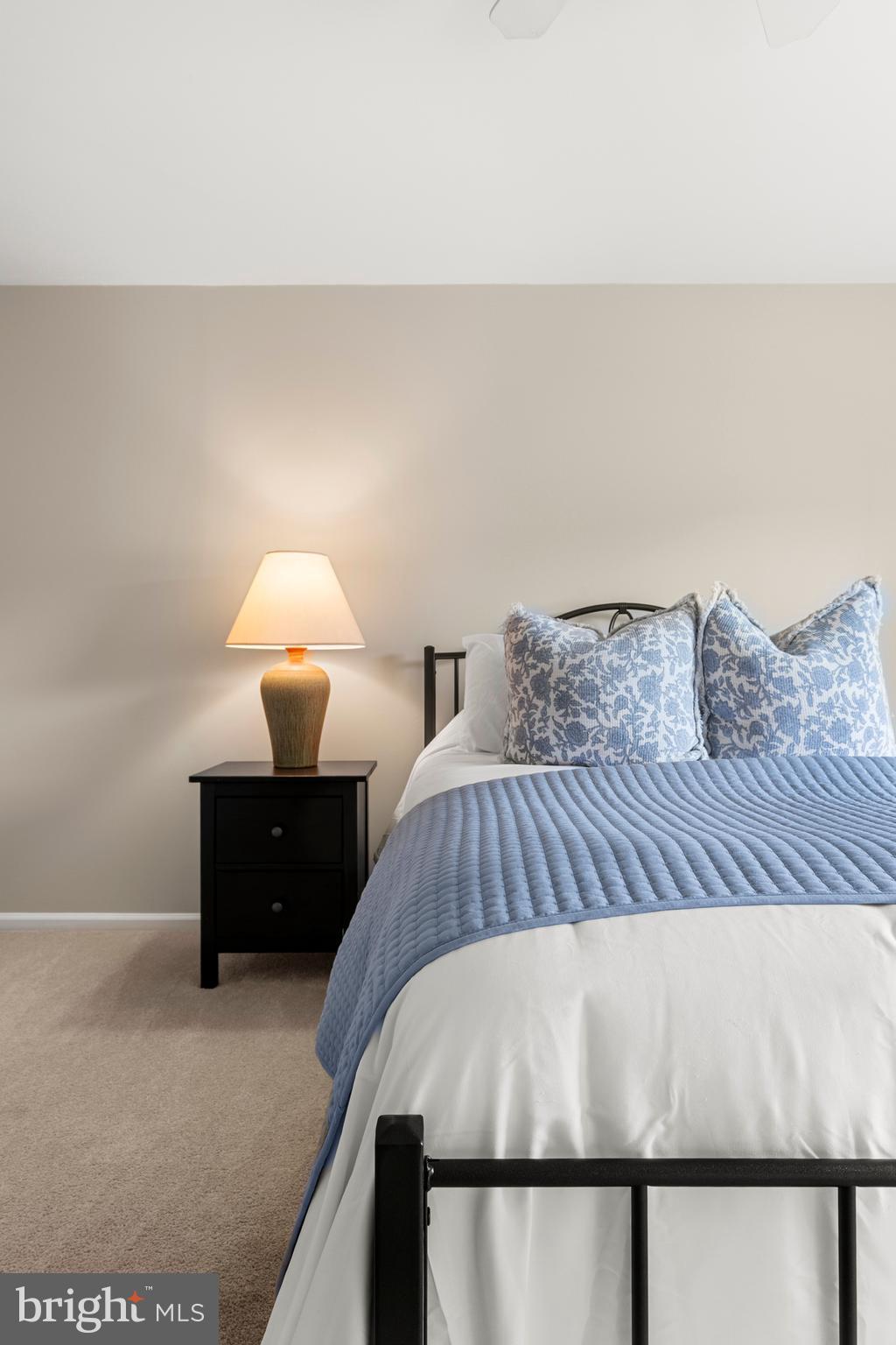 LONGVIEW LANE - Residential
