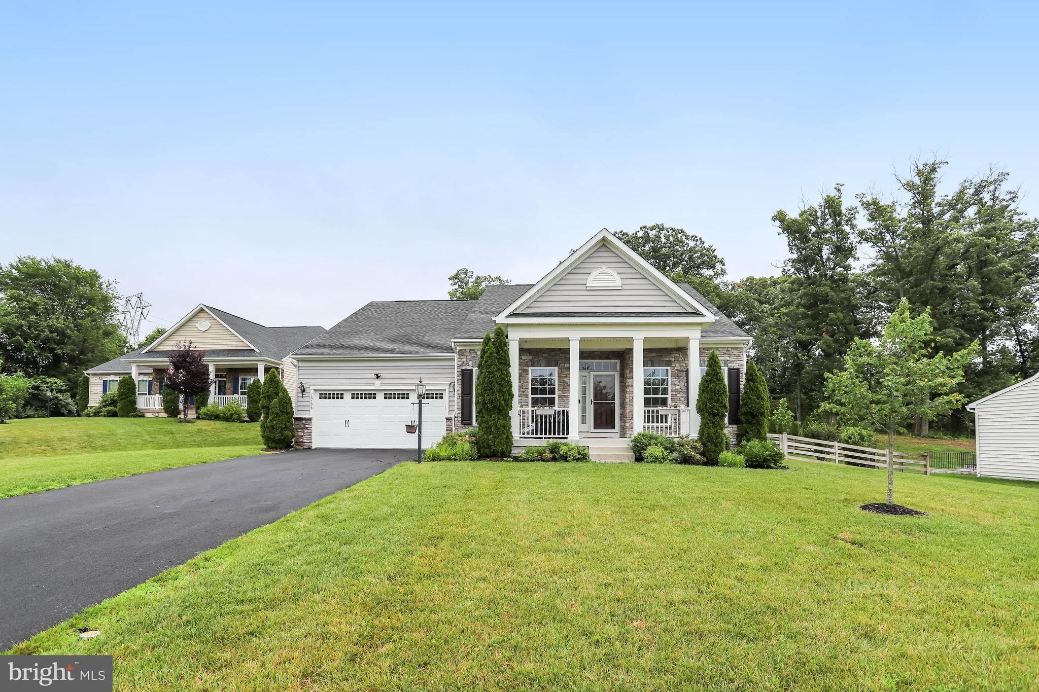 26798 BARNSLEY PLACE