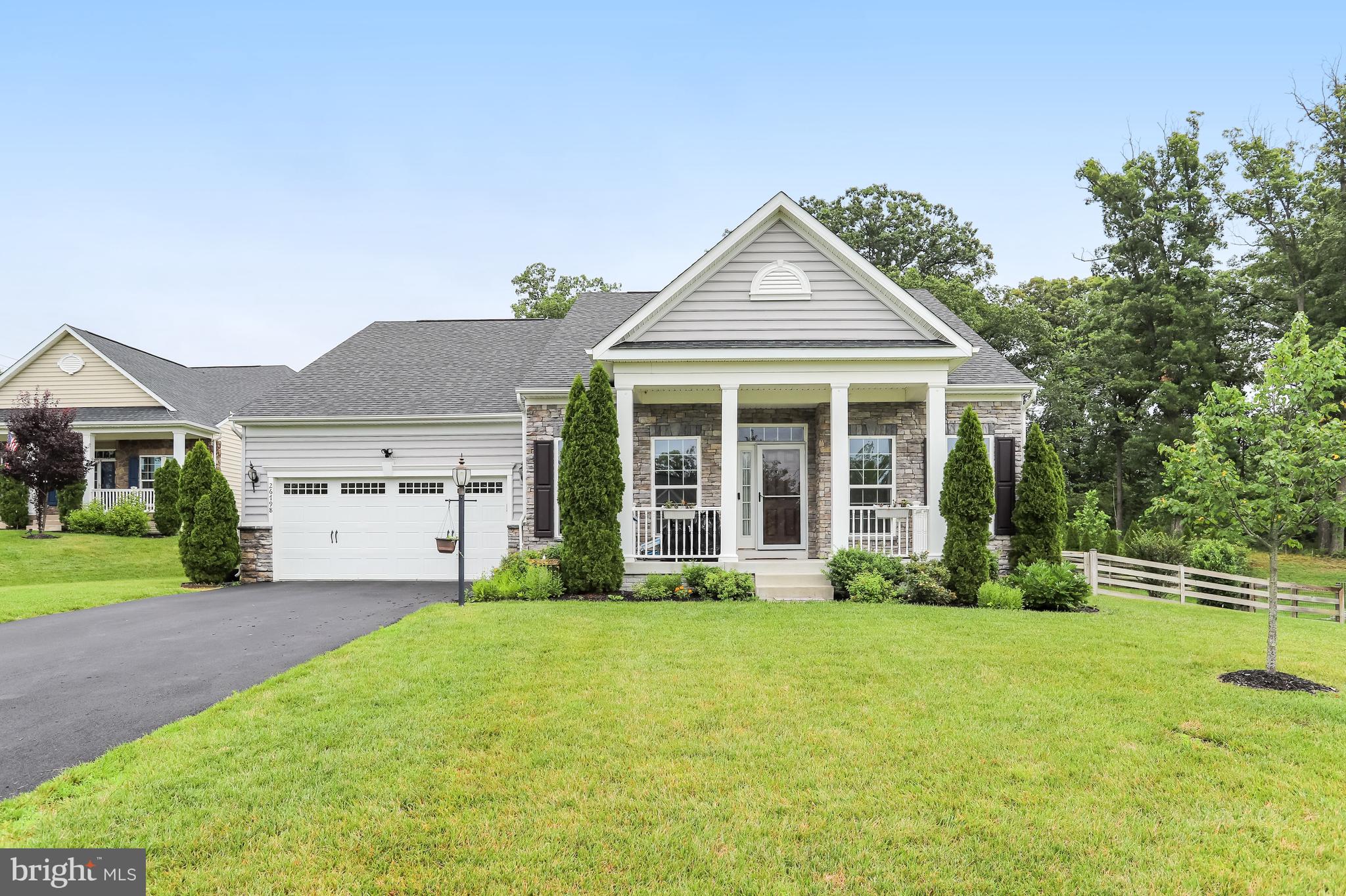 26798 BARNSLEY PLACE