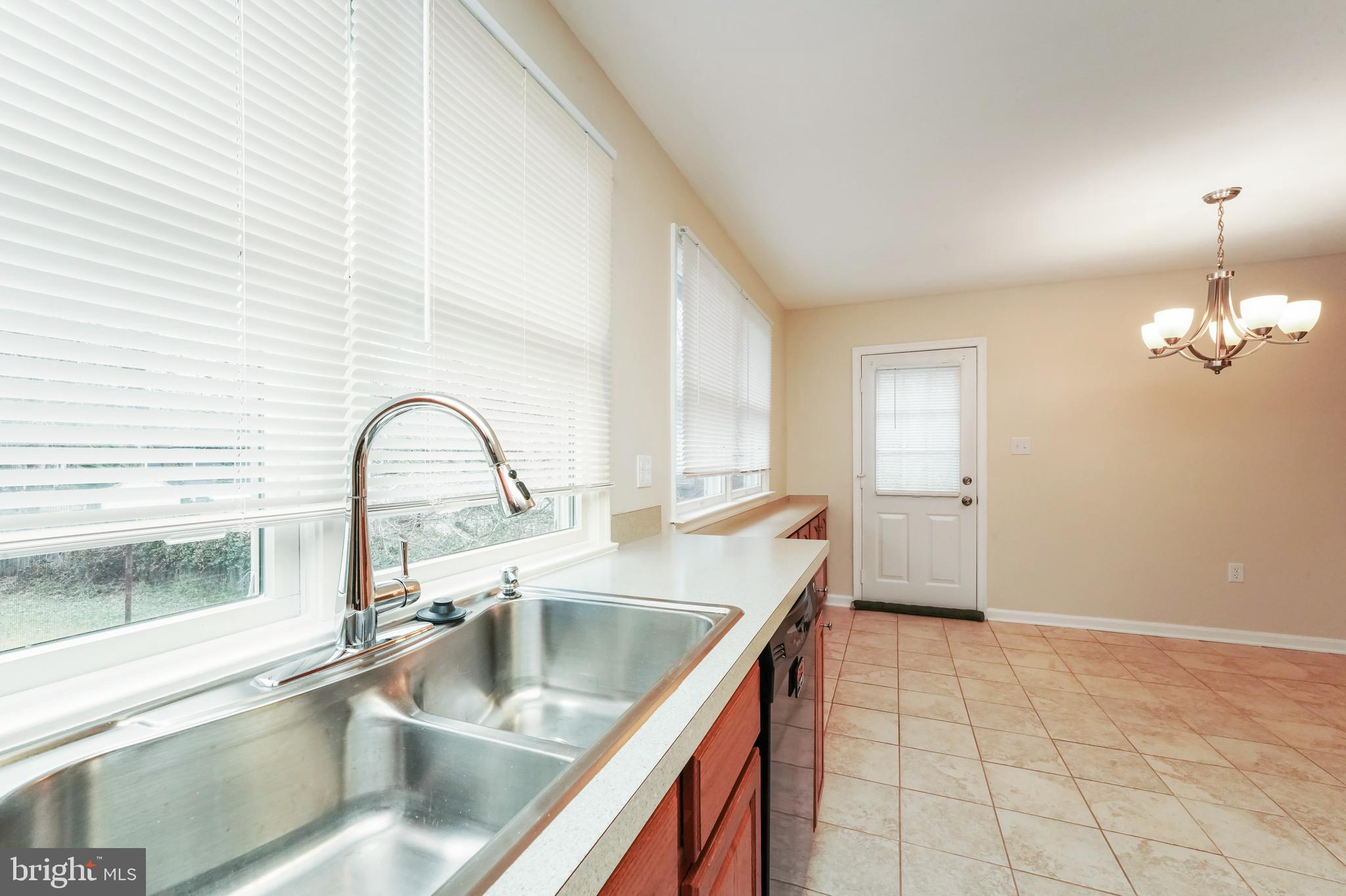 HUNT CLUB ESTATES - Residential