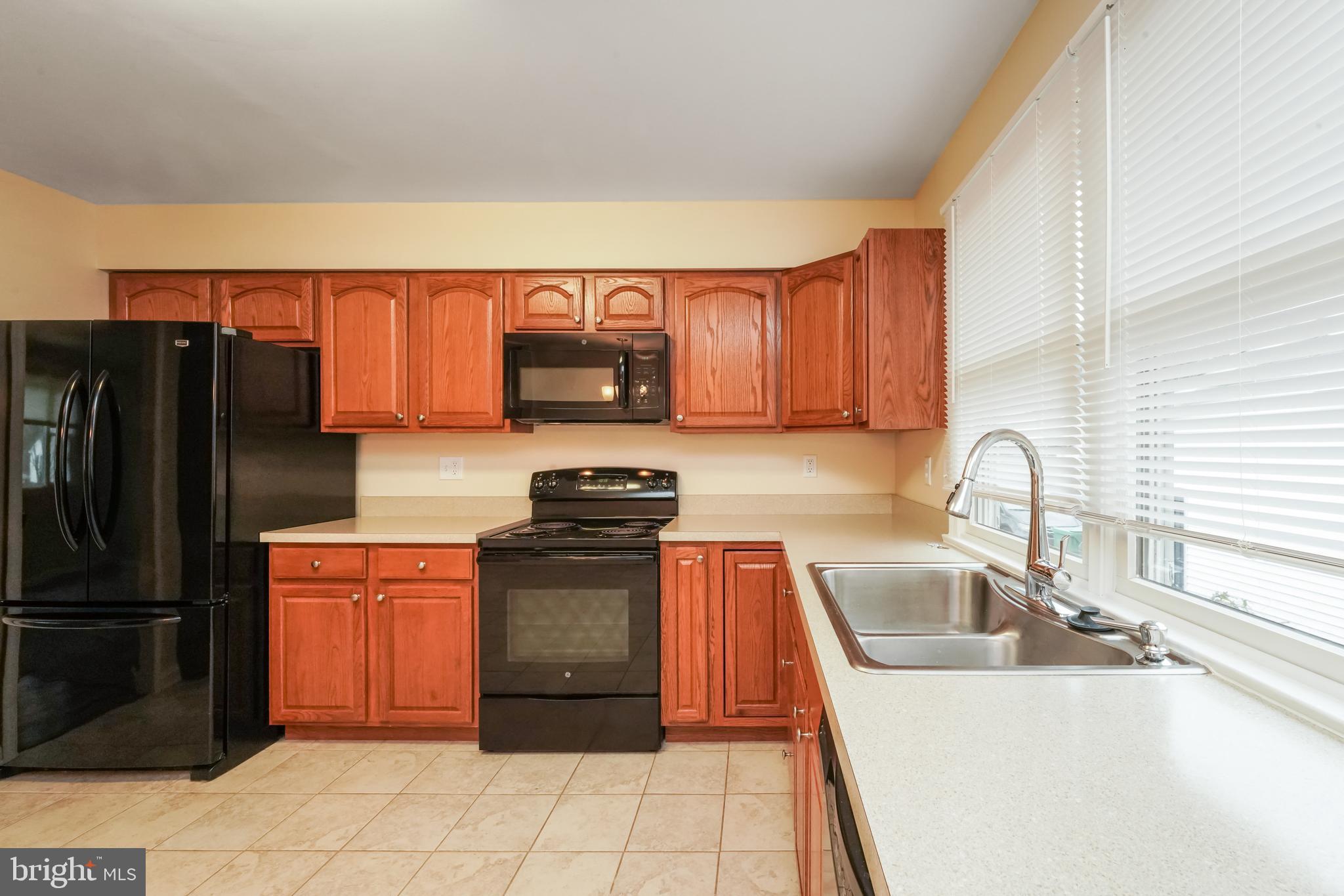 HUNT CLUB ESTATES - Residential