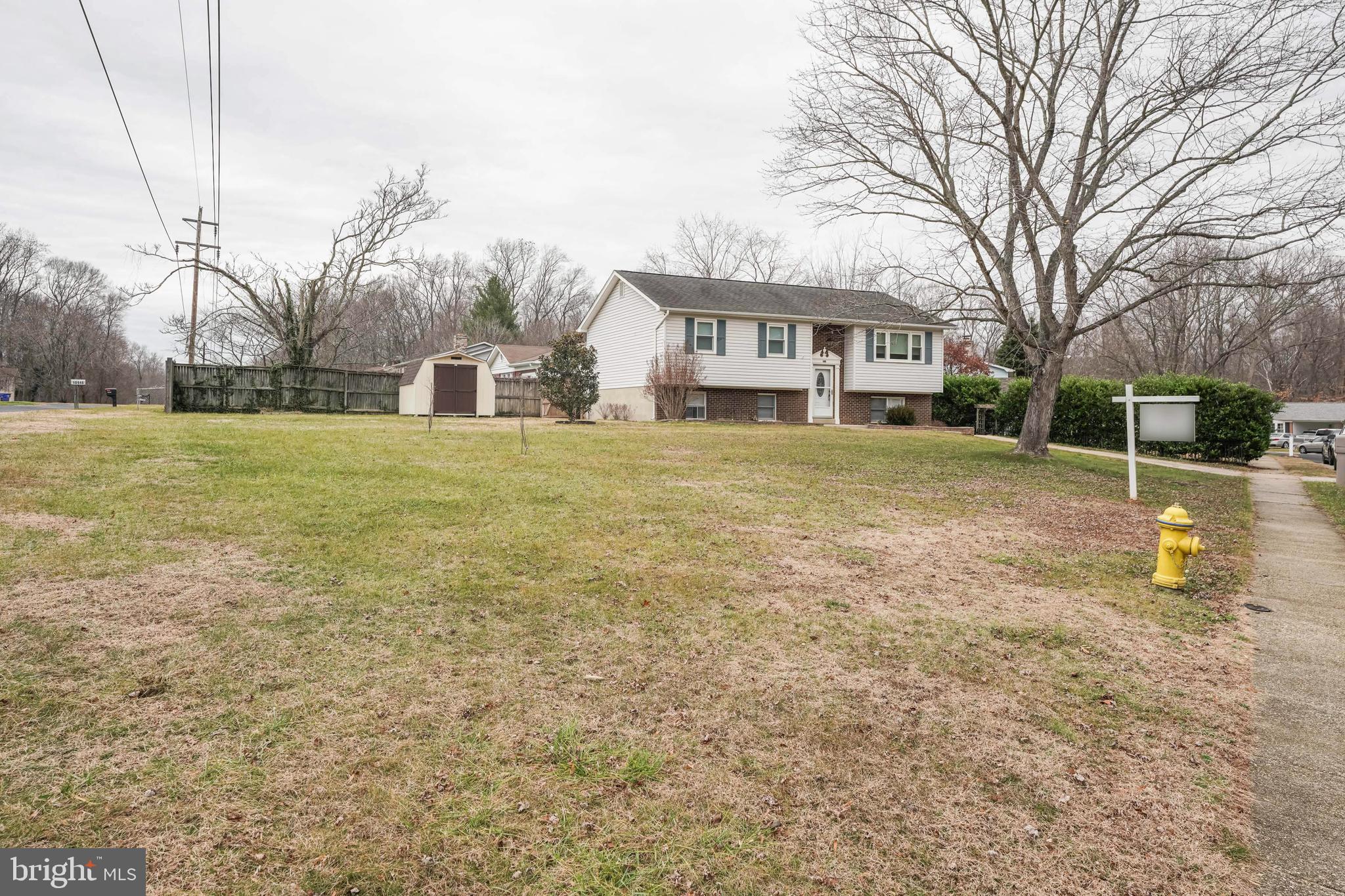 HUNT CLUB ESTATES - Residential