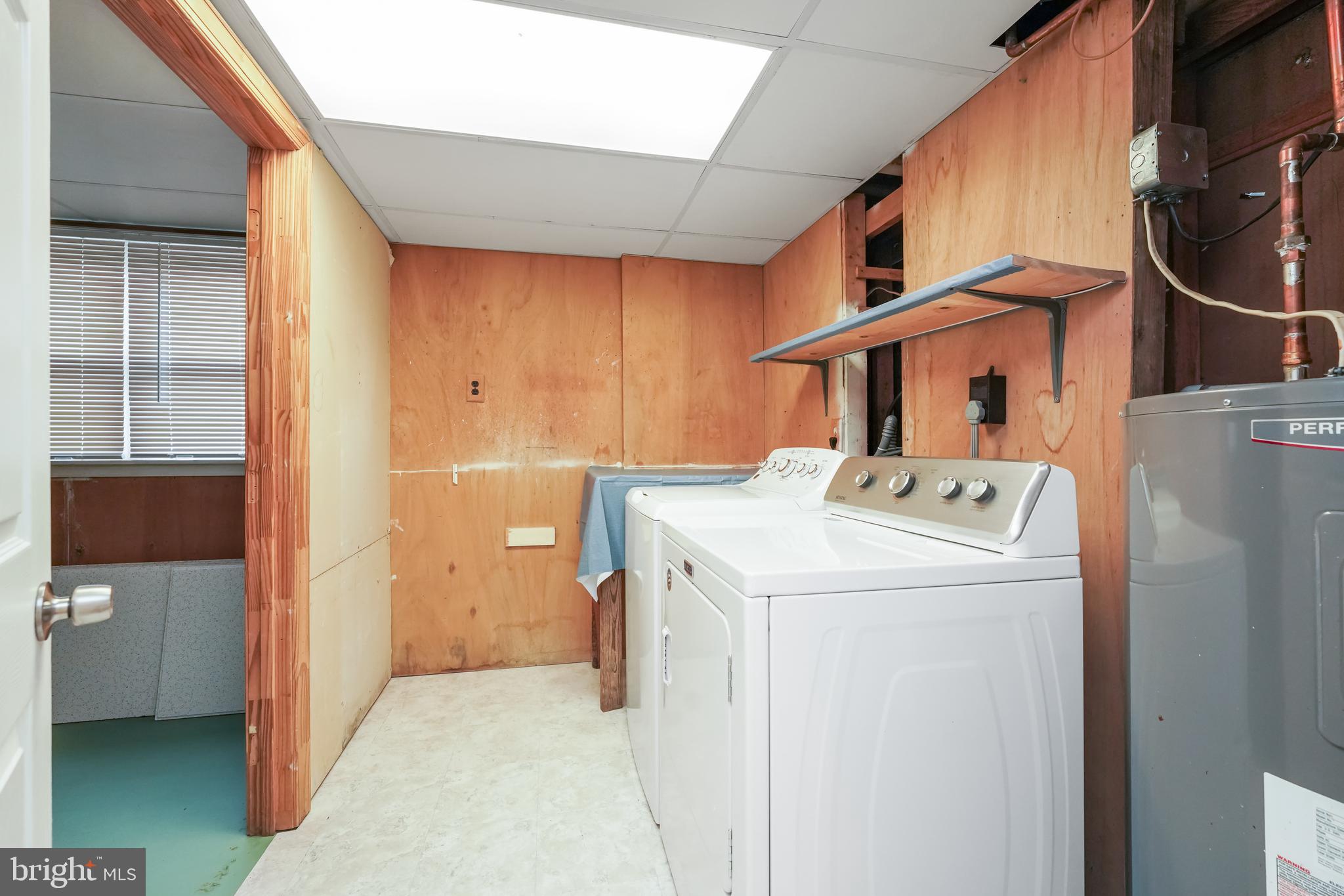 HUNT CLUB ESTATES - Residential