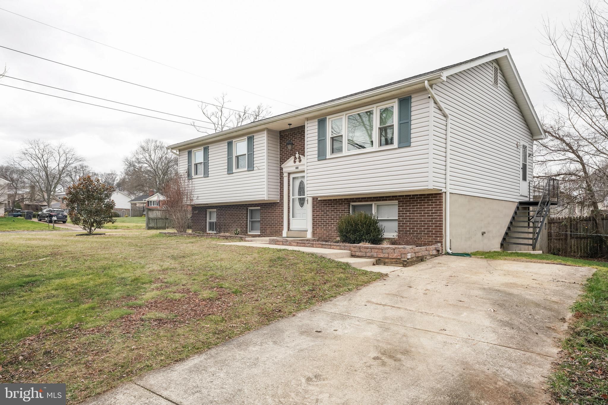 HUNT CLUB ESTATES - Residential