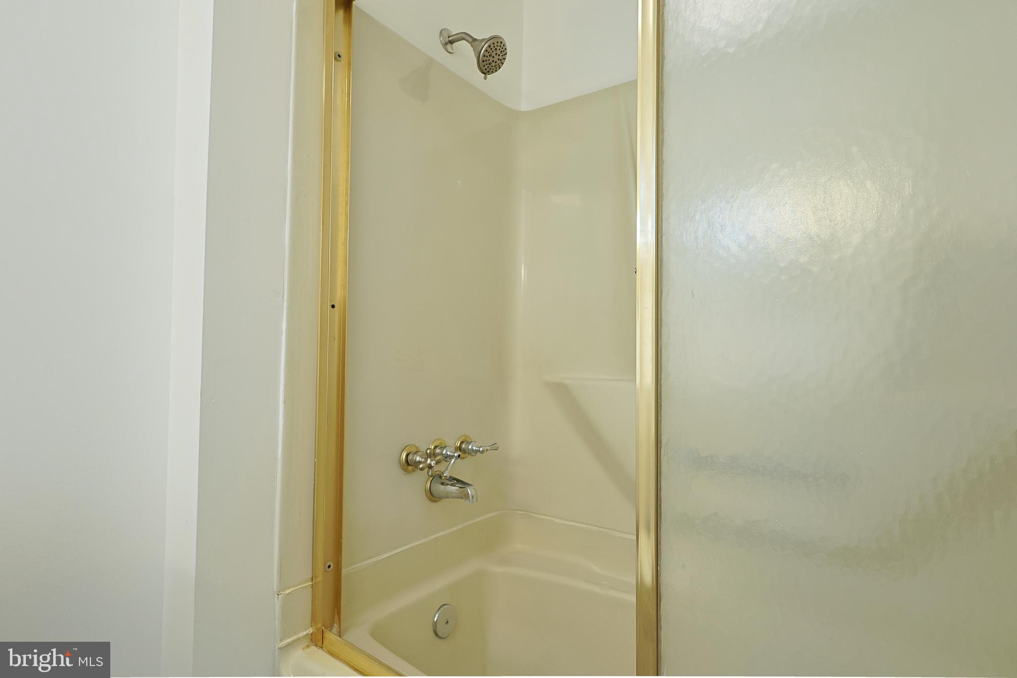 SOUTH END - Residential