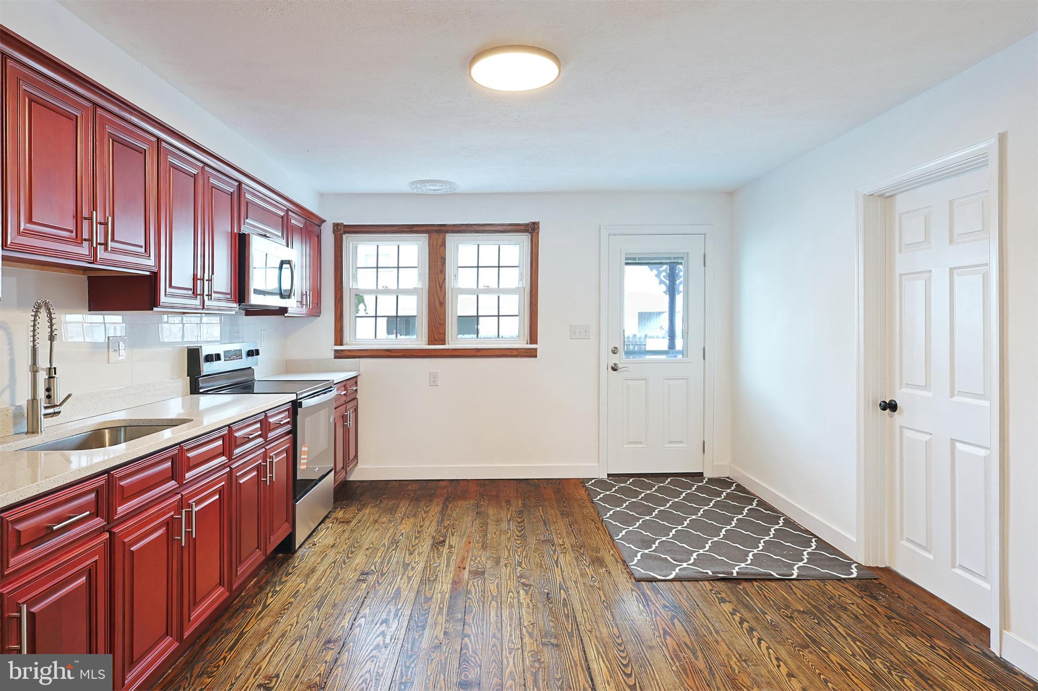 SOUTH END - Residential