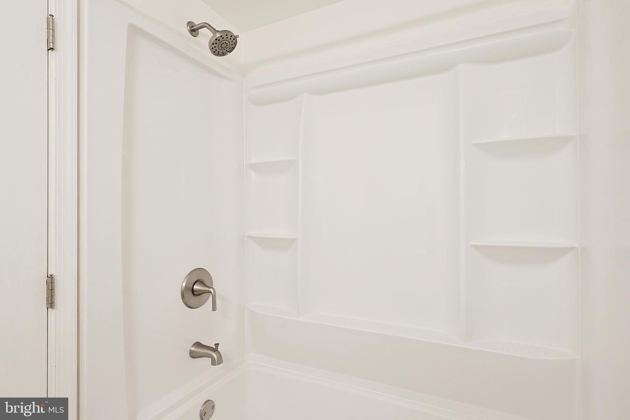 SOUTH END - Residential