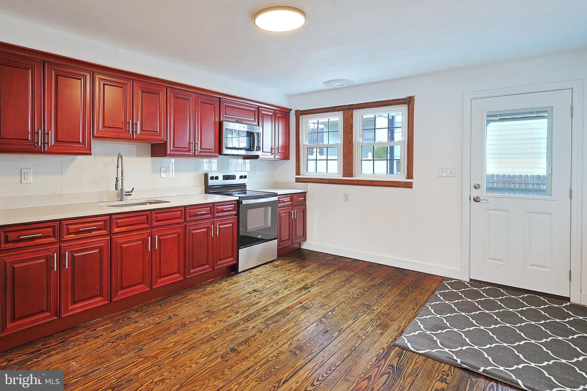 SOUTH END - Residential